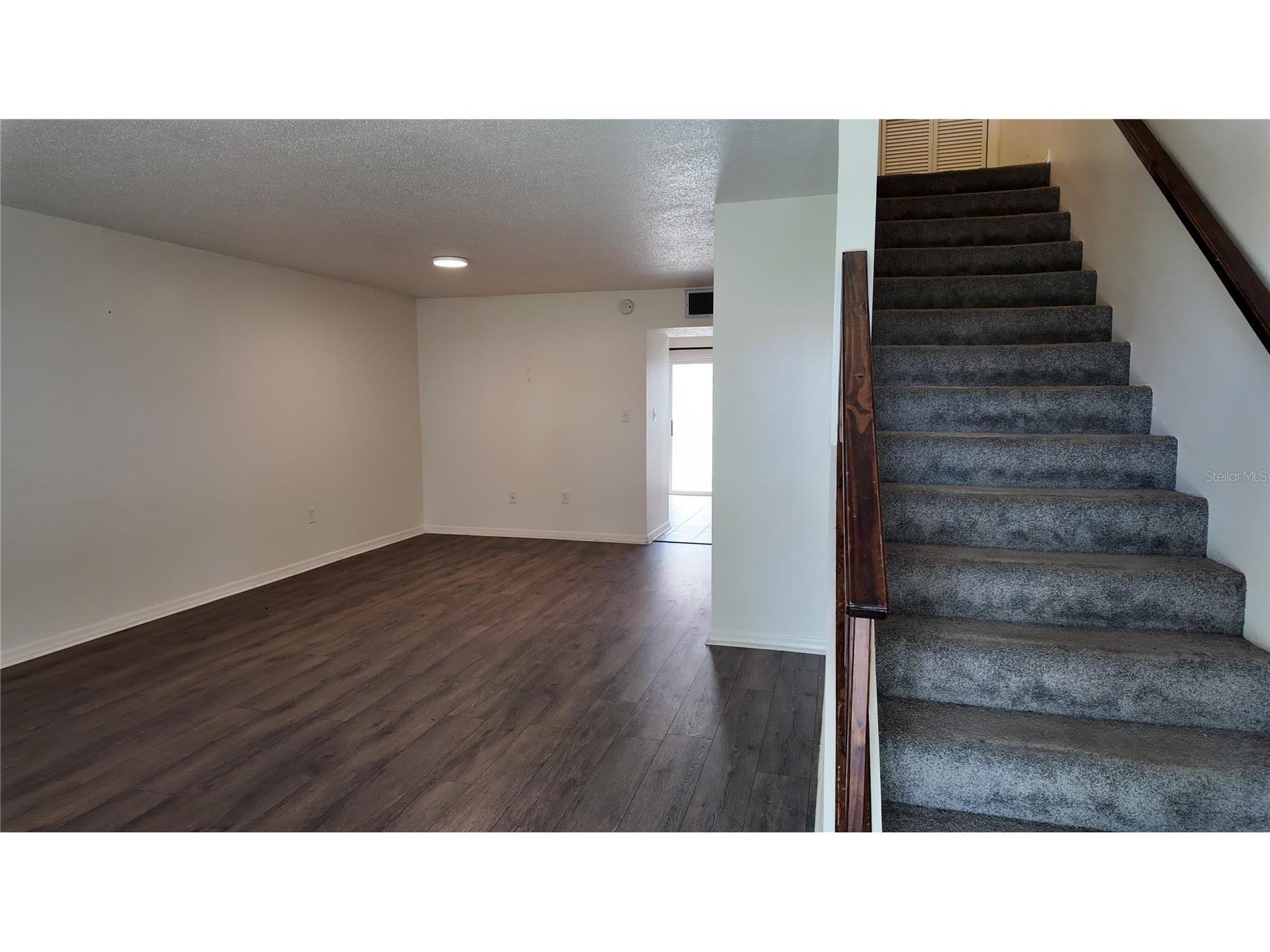 5850 Cypress Gardens Boulevard #302 Winter Haven FL 33884 P4938197 image6