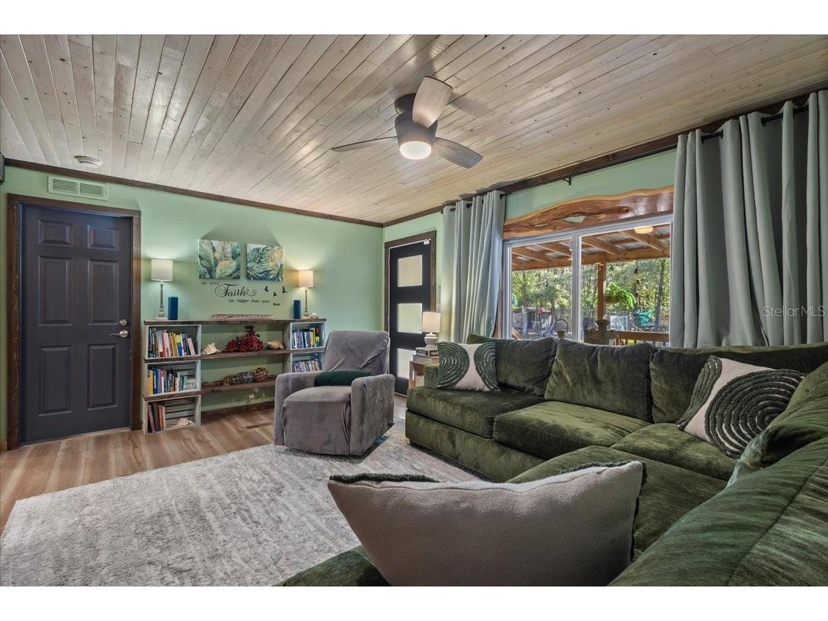 5850 NW 50th Street Bell FL 32619 W7884110 image12