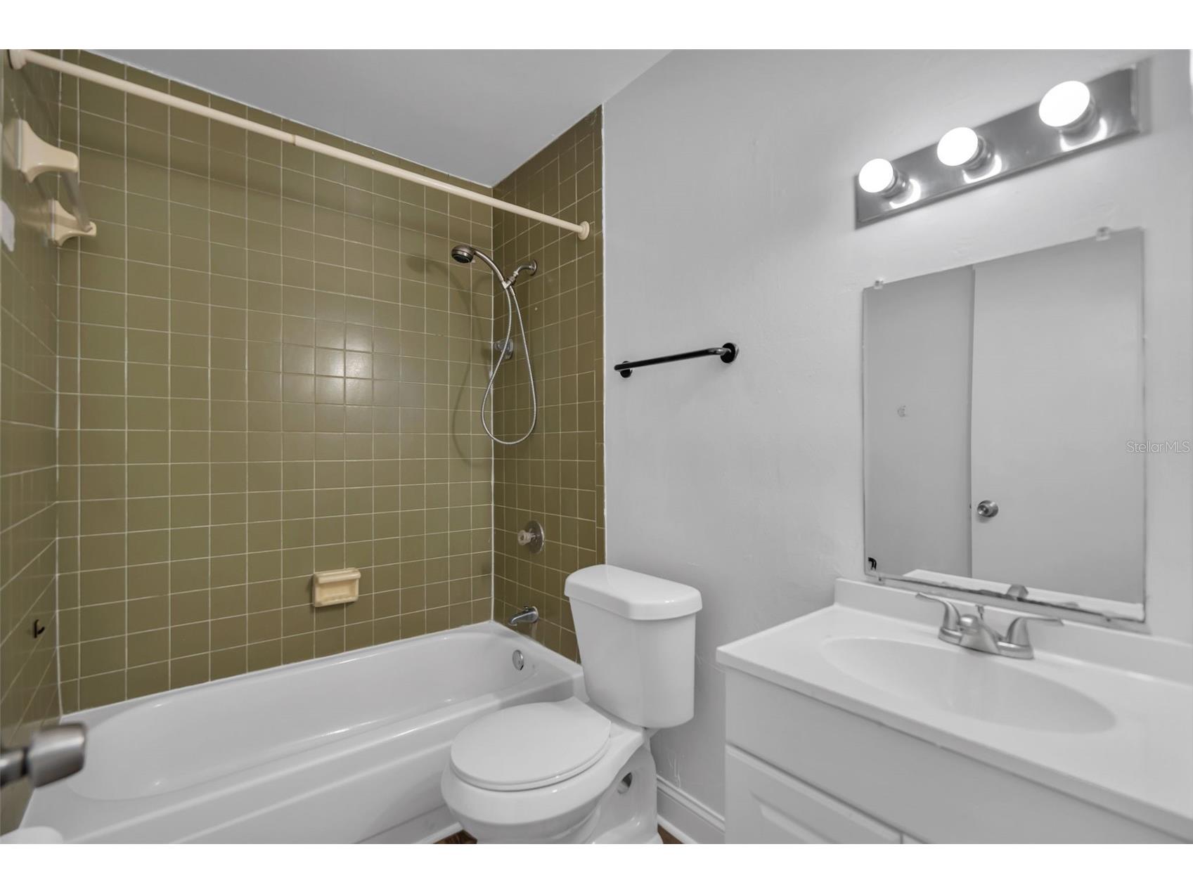 5850 Peregrine Ave #C10 Orlando FL 32819 O6418359 image21
