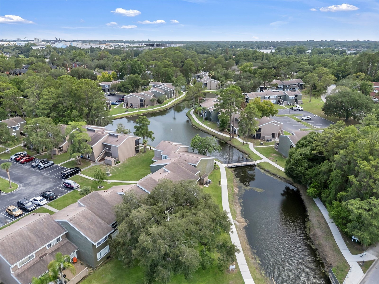 5850 Peregrine Ave #C10 Orlando FL 32819 O6418359 image40