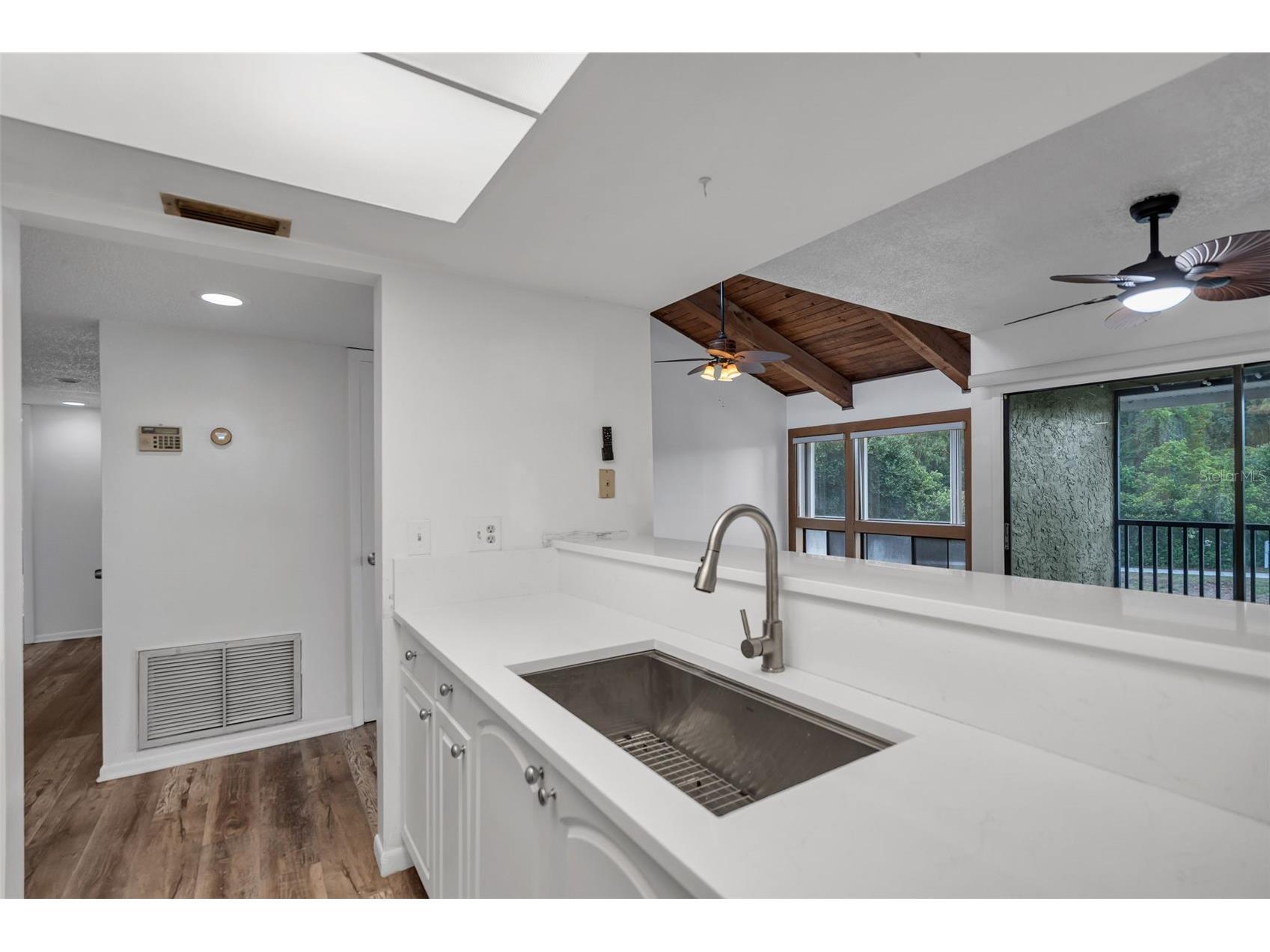 5850 Peregrine Ave #C10 Orlando FL 32819 O6418359 image6
