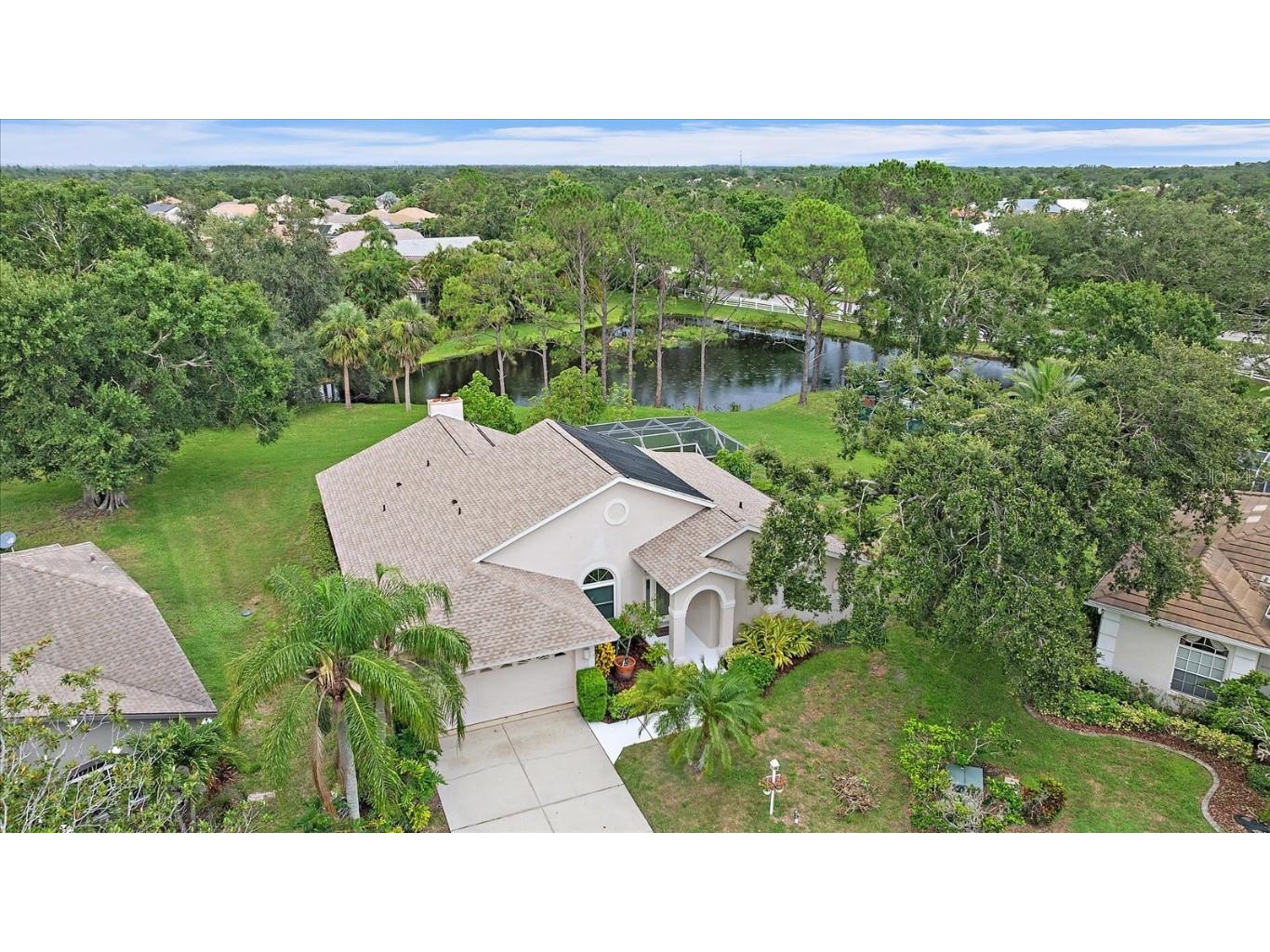 5850 Saddle Court Sarasota FL 34243 A4657966 image1