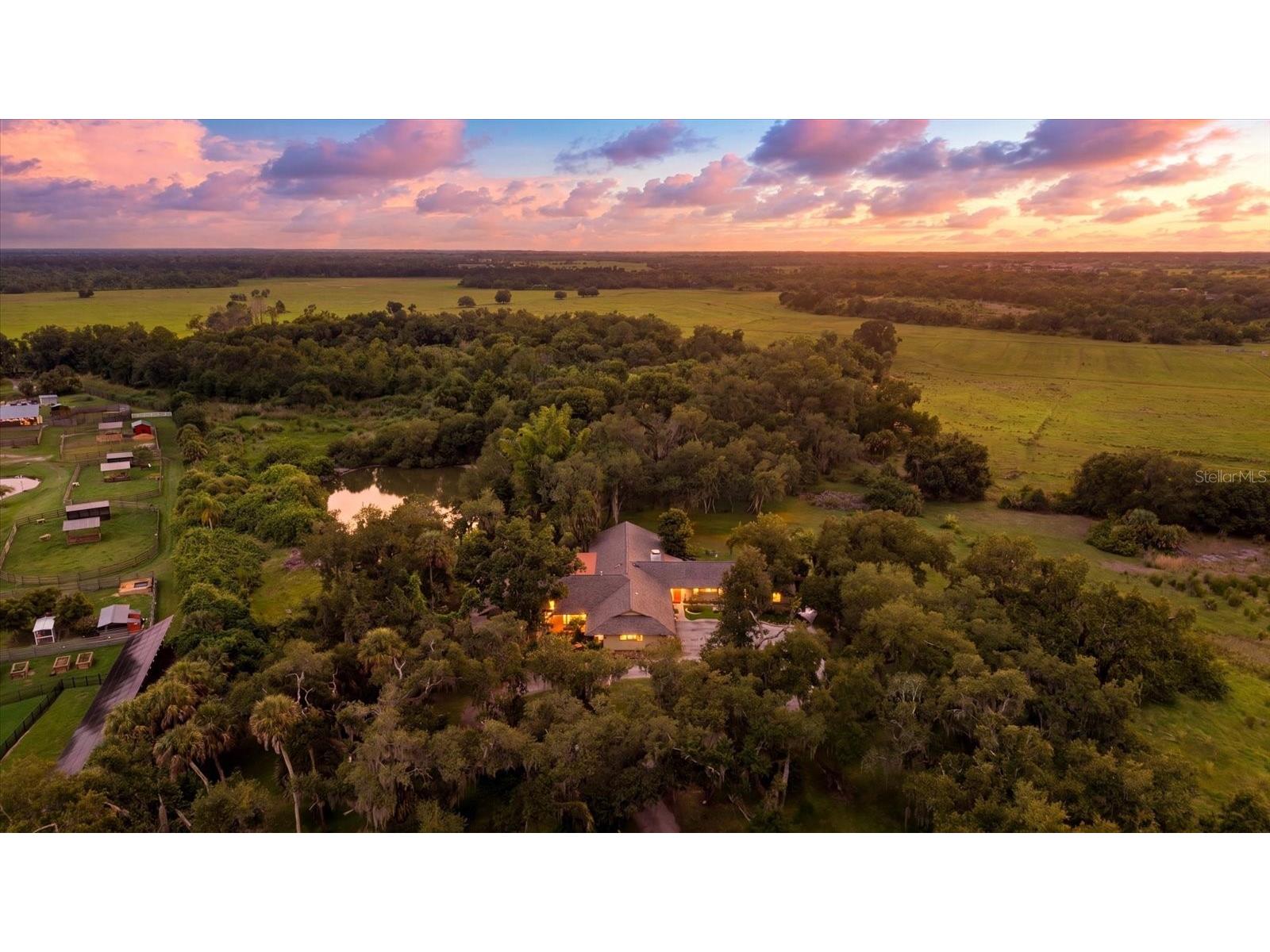 5850 Vanderipe Road Sarasota FL 34241 A4695077 image2