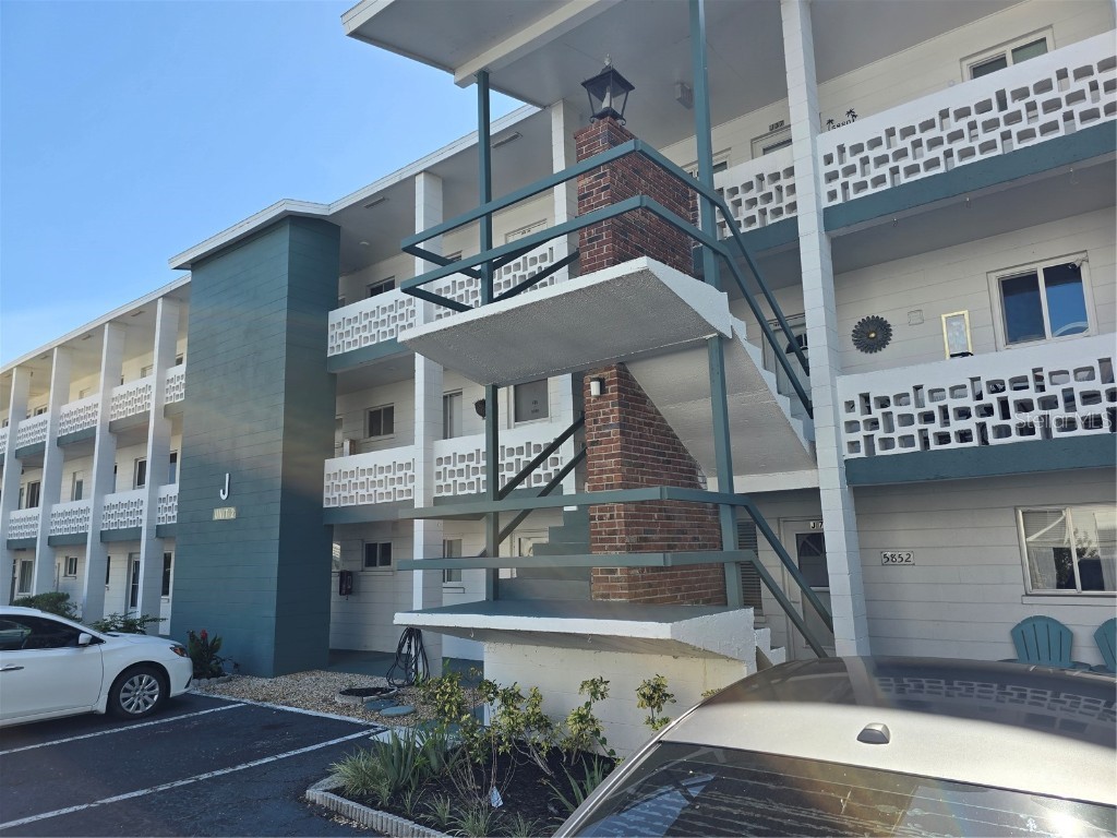 5850 Welcome Road #J6 Bradenton FL 34207 A4658332 image2
