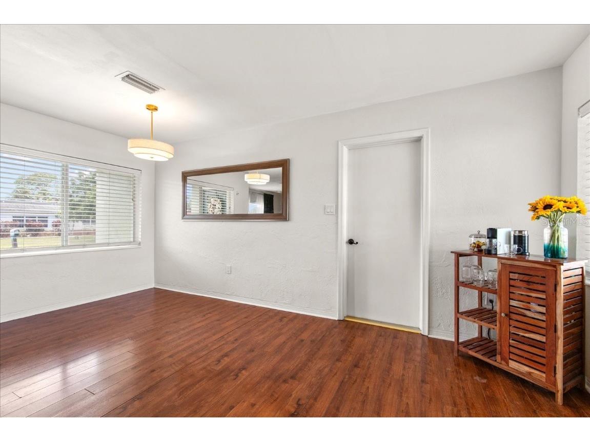 5851 44th Avenue N Kenneth City FL 33709 TB8441373 image14