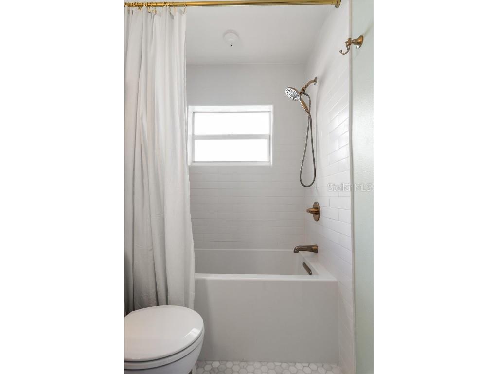 5851 44th Avenue N Kenneth City FL 33709 TB8441373 image22