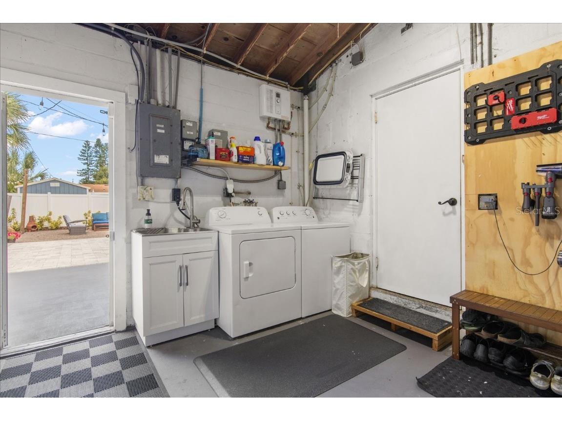 5851 44th Avenue N Kenneth City FL 33709 TB8441373 image23