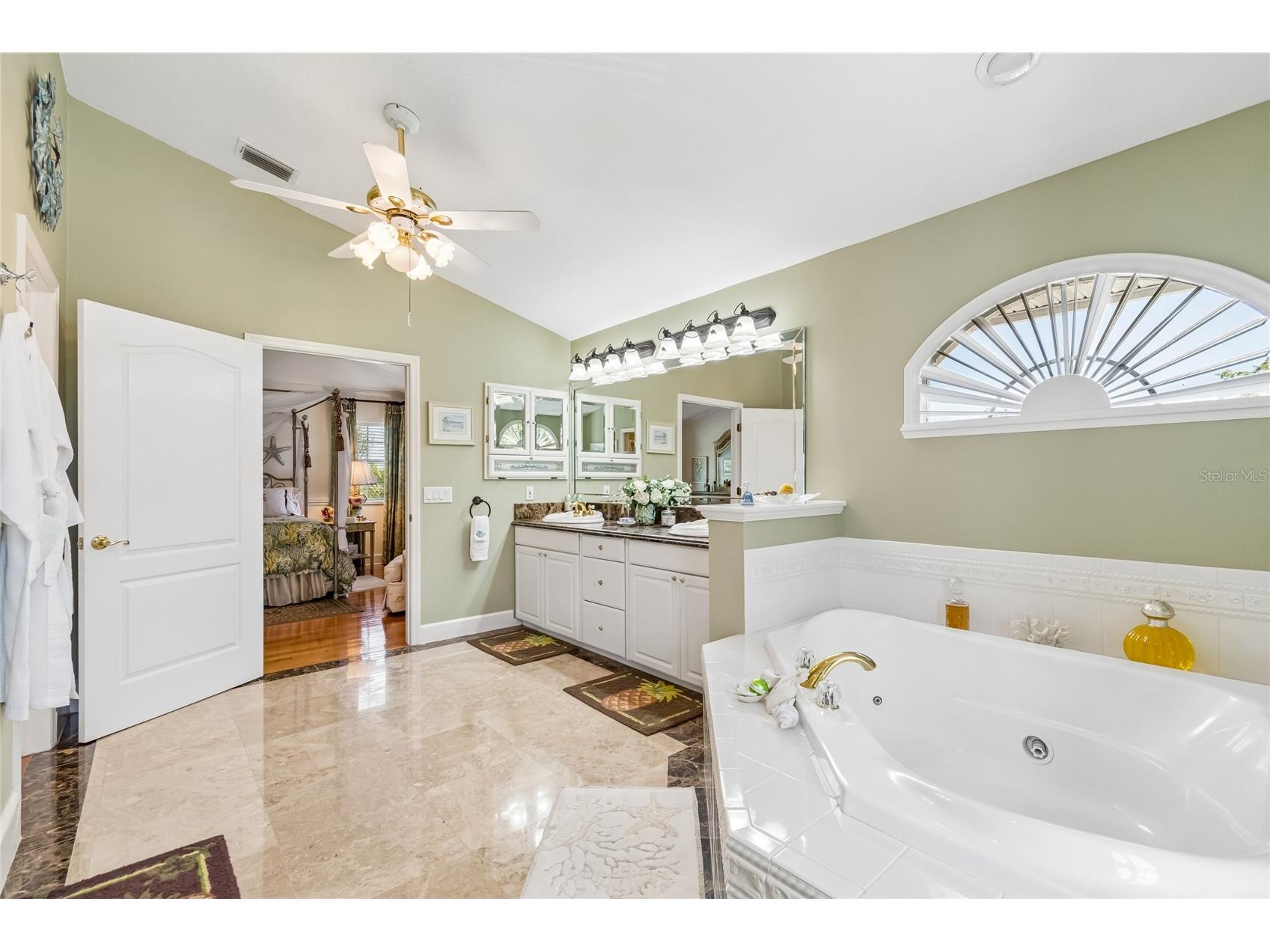 5851 Cachette De Riviera Court New Port Richey FL 34655 W7886062 image41