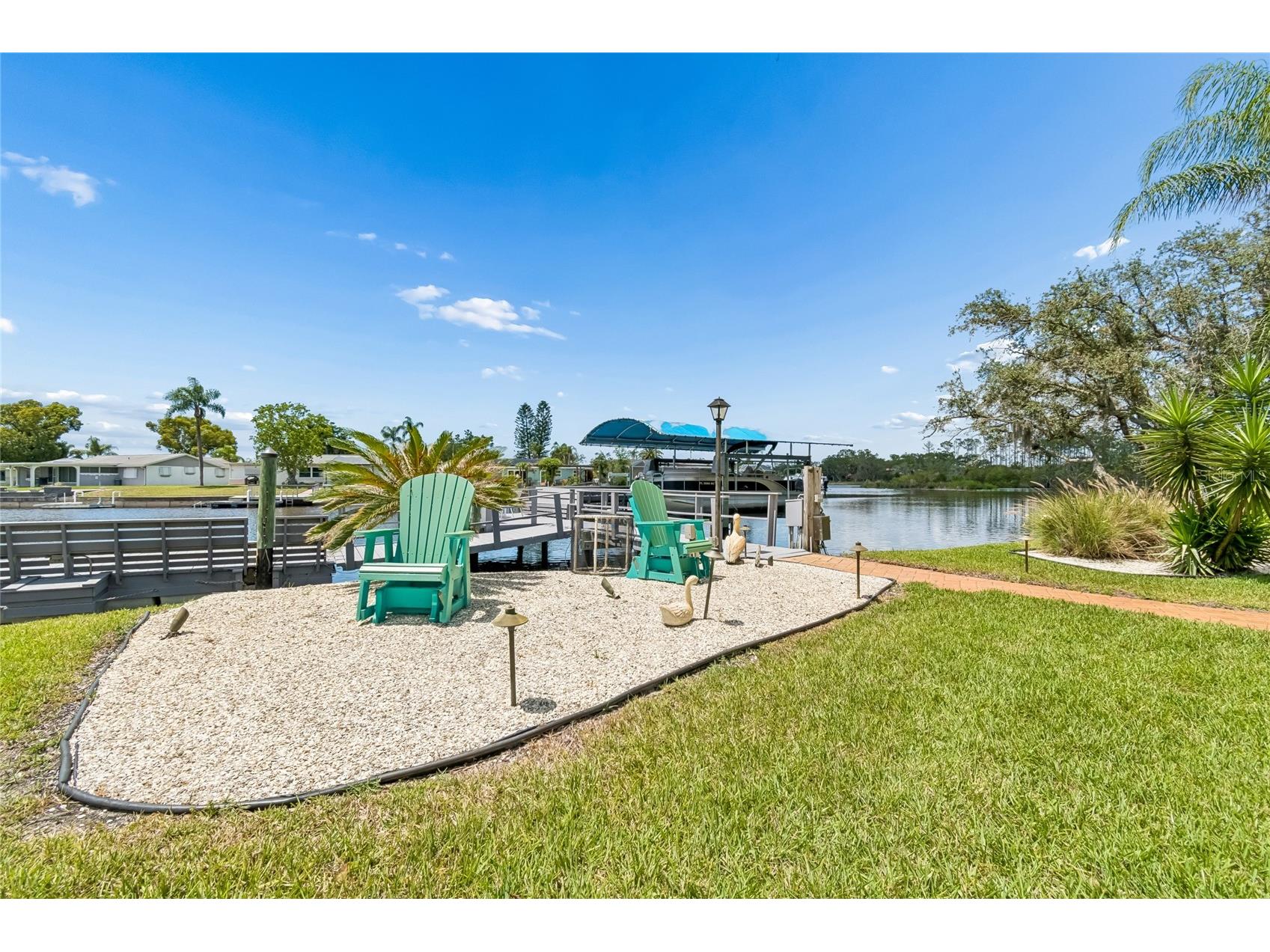 5851 Cachette De Riviera Court New Port Richey FL 34655 W7886062 image70
