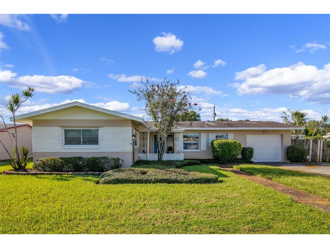5852 33rd Avenue N Saint Petersburg FL 33710 U8138118 image1