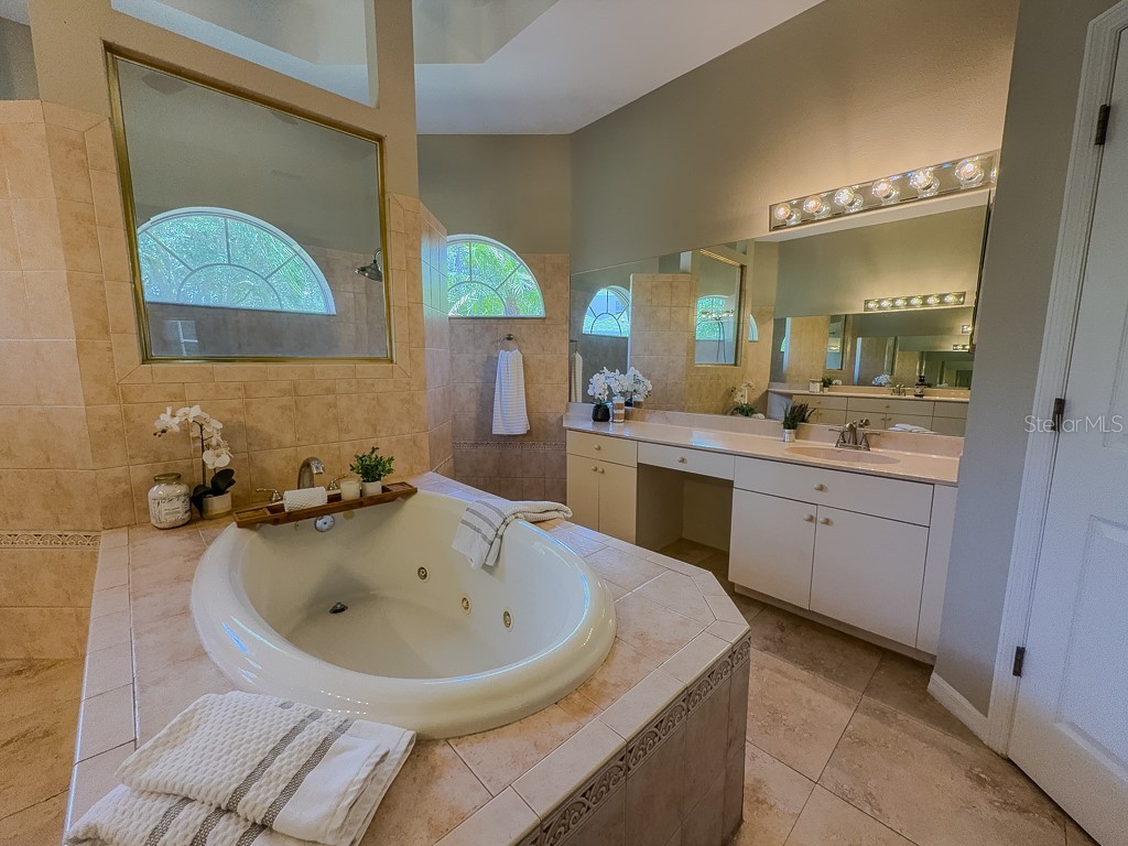 5852 Cachette De Riviera Court New Port Richey FL 34655 - ANCLOTE RIVER TB8516694 image37