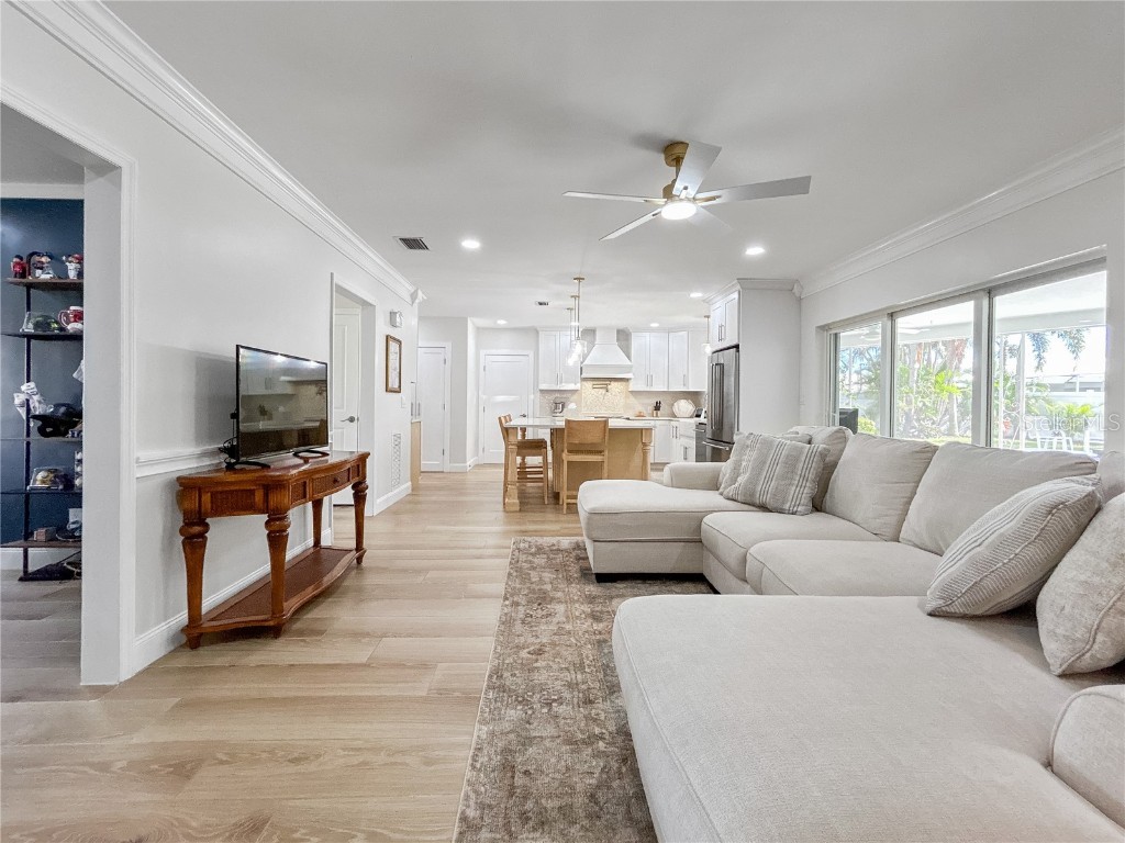 5853 Leeland Street S Saint Petersburg FL 33715 TB8428670 image16