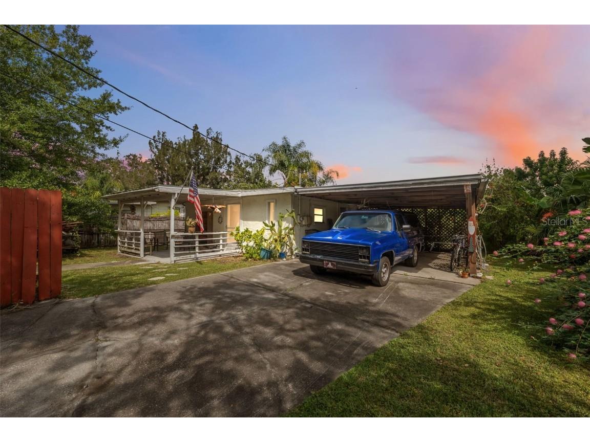 5853 Mariposa Drive Holiday FL 34690 - ANCLOTE RIVER W7878889 image1