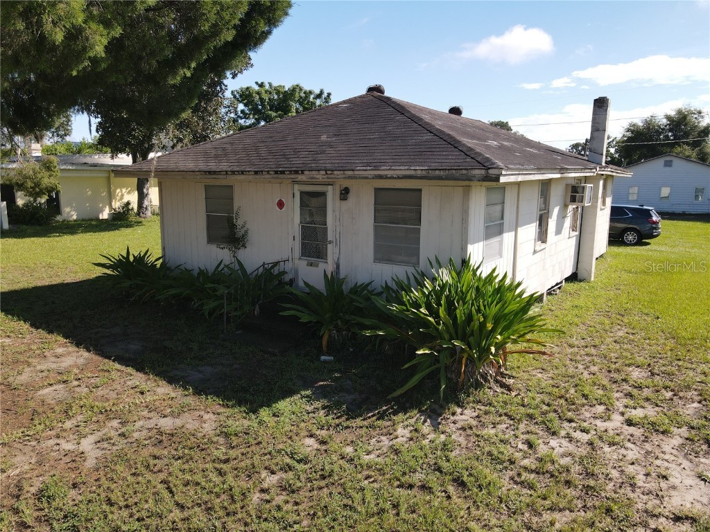 5854 7th Street Zephyrhills FL 33542 T3402318 image1