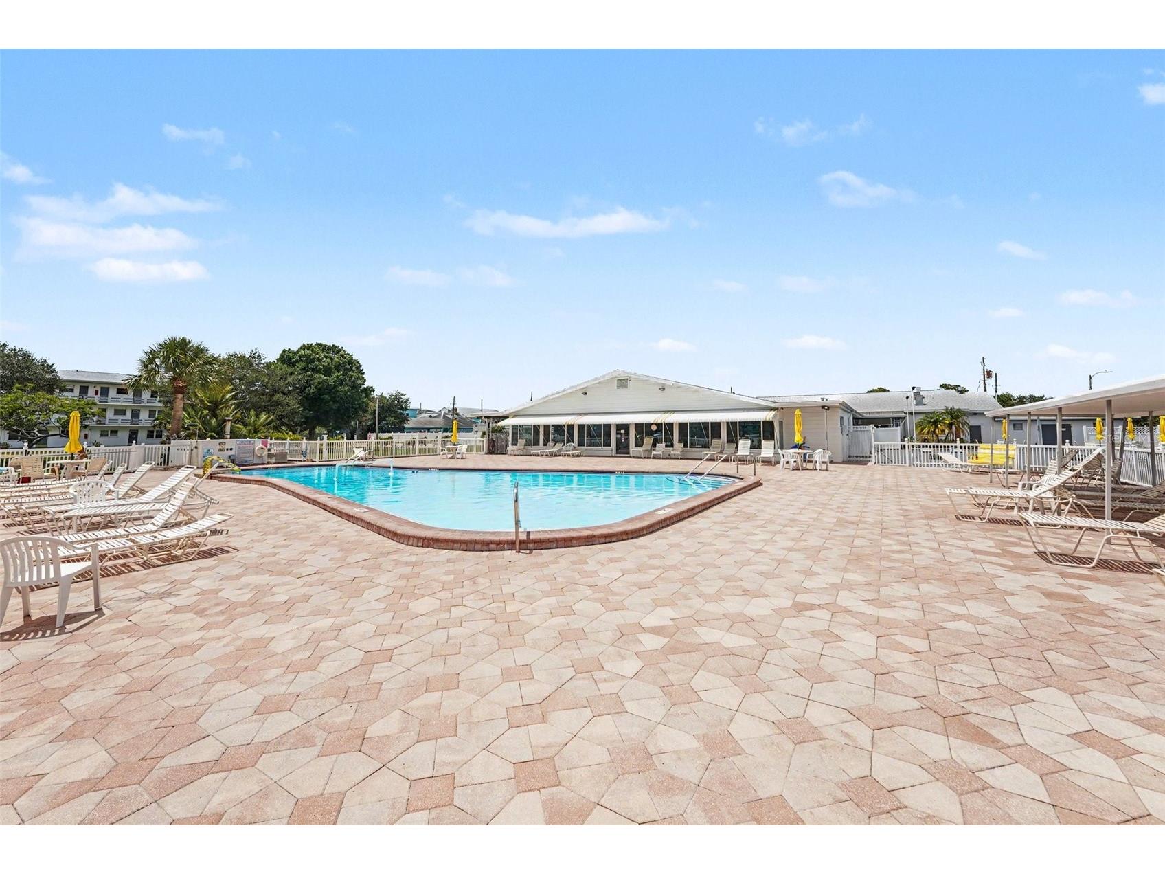 5855 18th Street N #1 Saint Petersburg FL 33714 TB8514844 image22