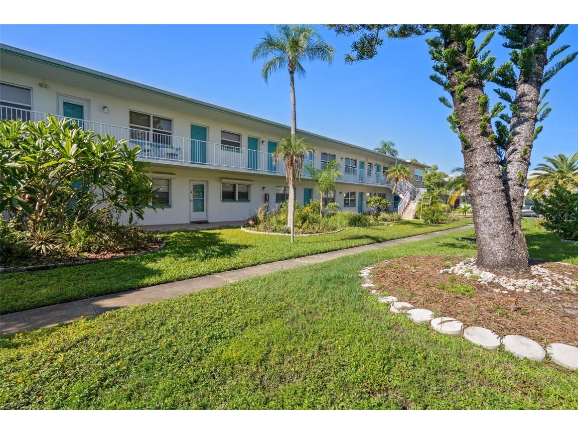 5855 18th Street N #12 Saint Petersburg FL 33714 TB8430100 image1