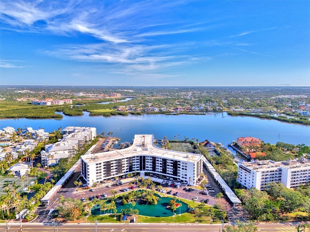 5855 Midnight Pass Road #225 Sarasota FL 34242 - INTERCOASTAL WATERWAY A4631853 image1