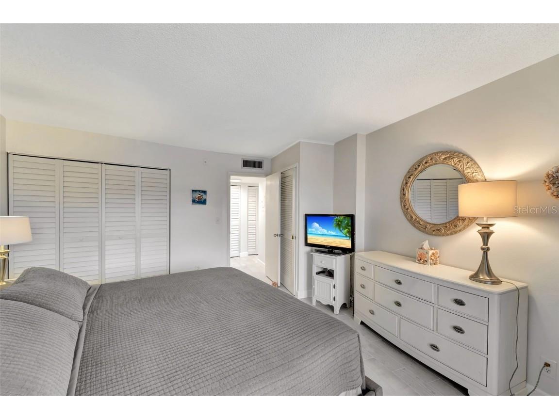 5855 Midnight Pass Road #314 Sarasota FL 34242 - LITTLE SARASOTA BAY A4660419 image26