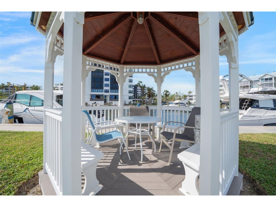 5855 Midnight Pass Road #318 Sarasota FL 34242 A4670929 image31