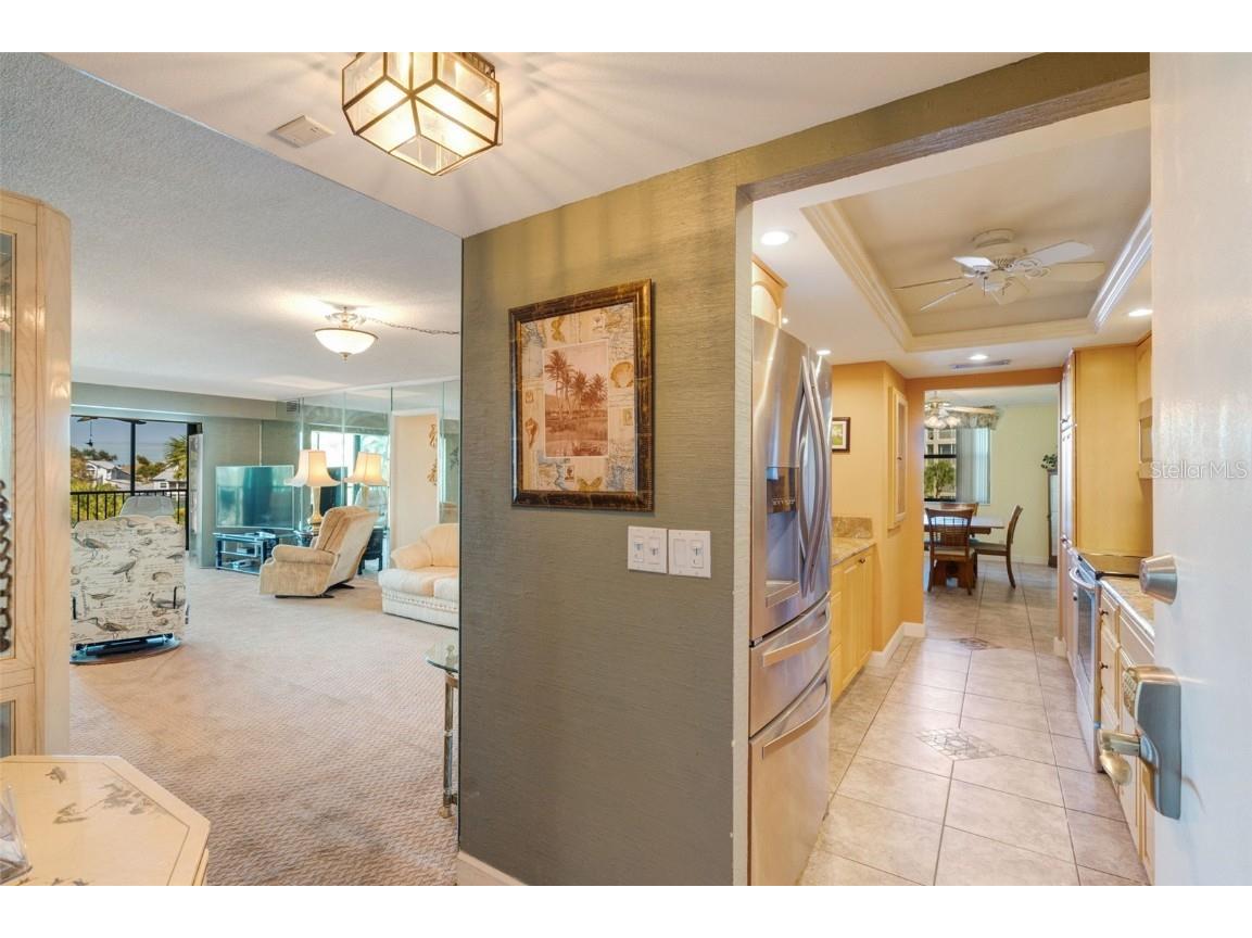 5855 Midnight Pass Road #318 Sarasota FL 34242 A4670929 image8