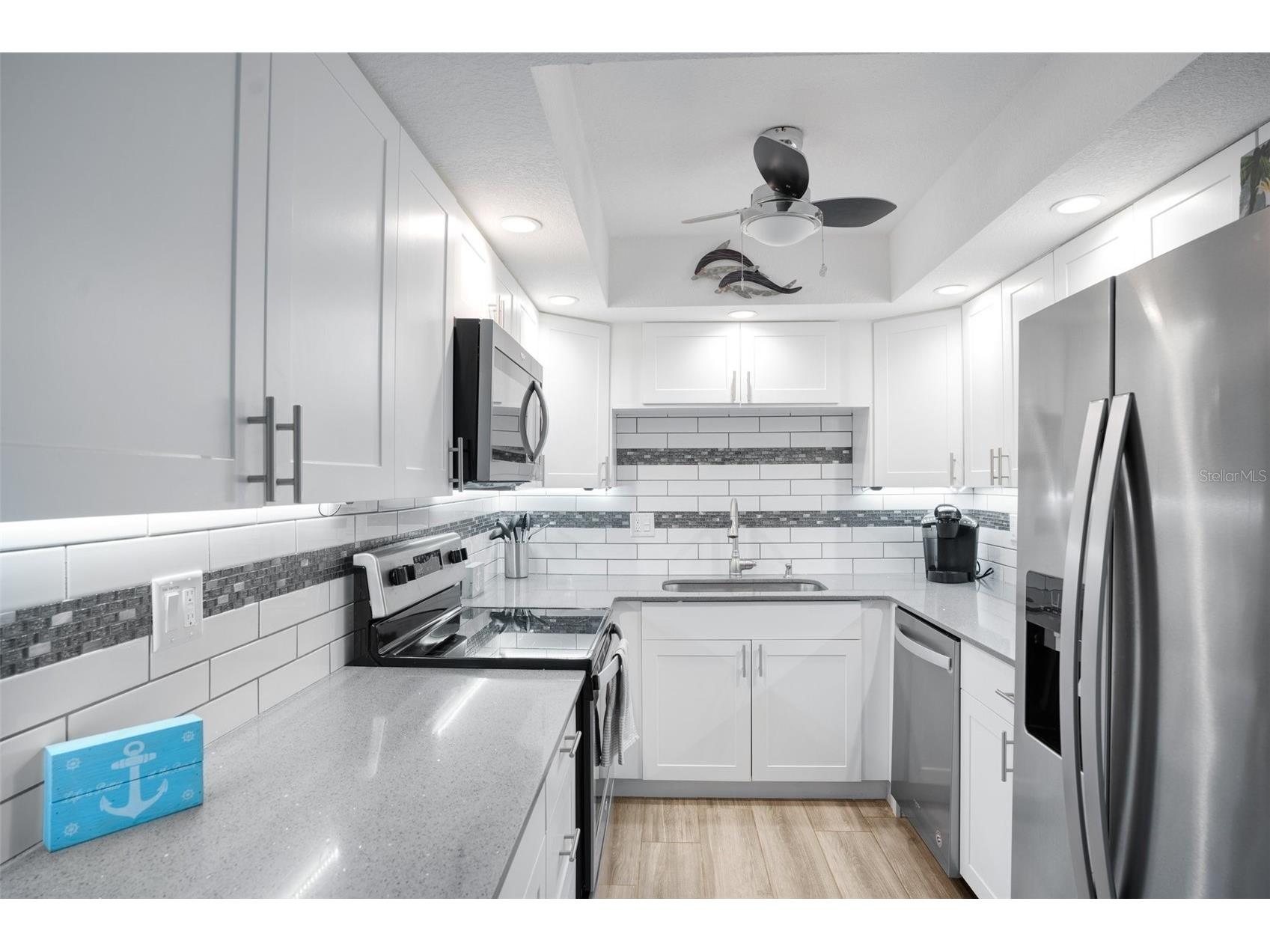 5855 Midnight Pass Road #327 Sarasota FL 34242 - ICW A4677414 image4