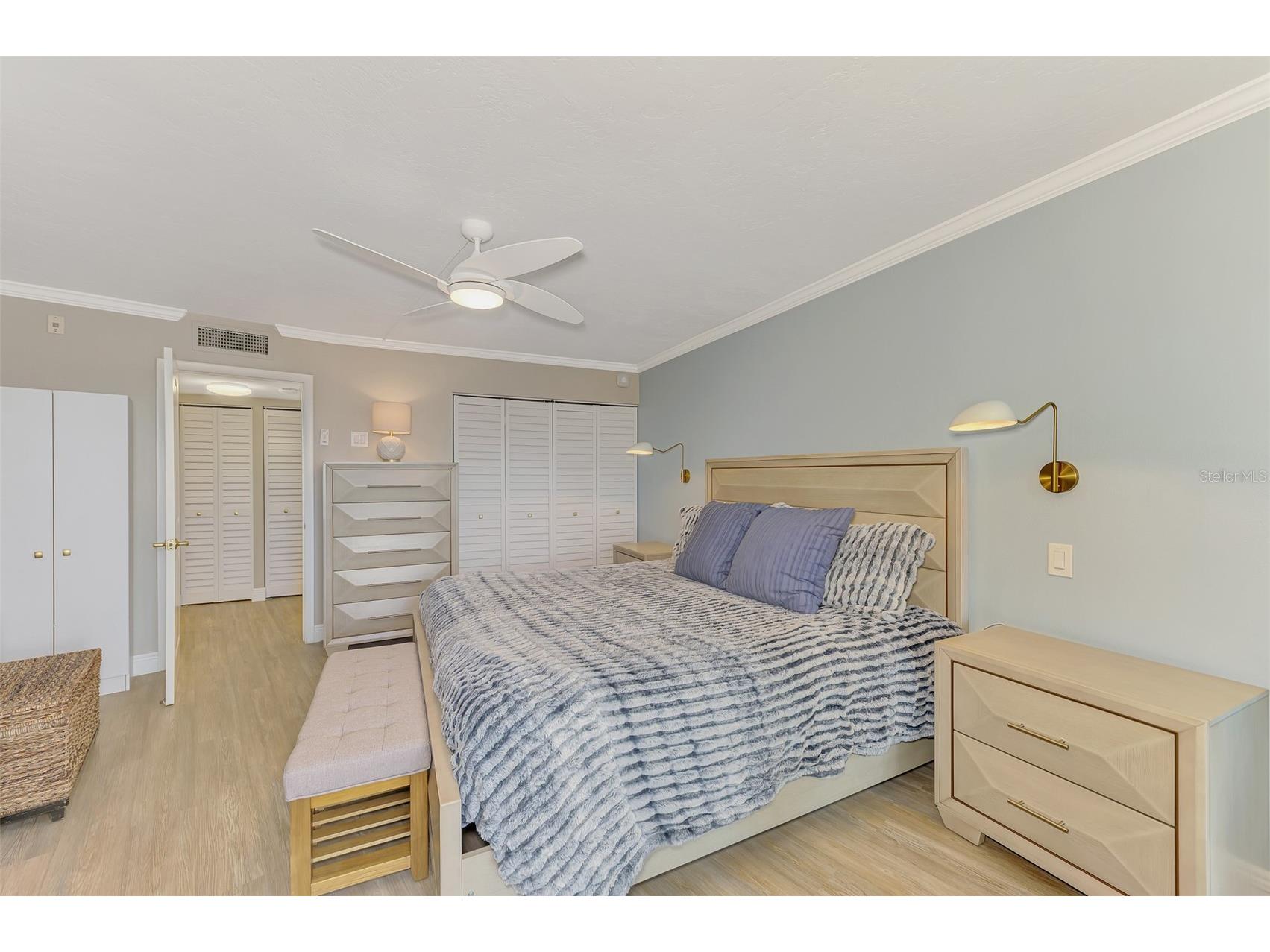 5855 Midnight Pass Road #333 Sarasota FL 34242 A4685733 image32