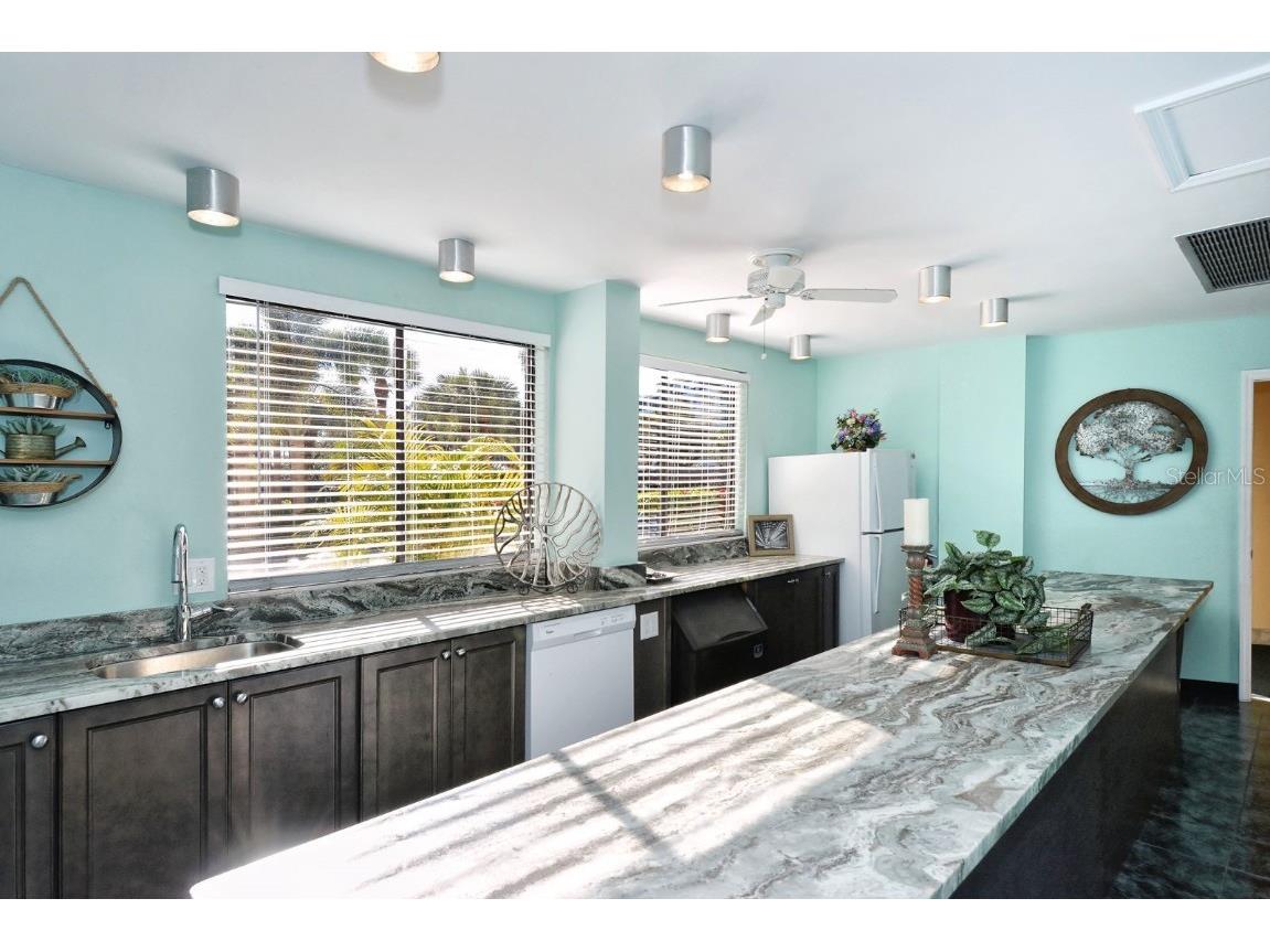 5855 Midnight Pass Road #404 Sarasota FL 34242 - GULF OF AMERICA INTRACOASTAL A4667241 image26