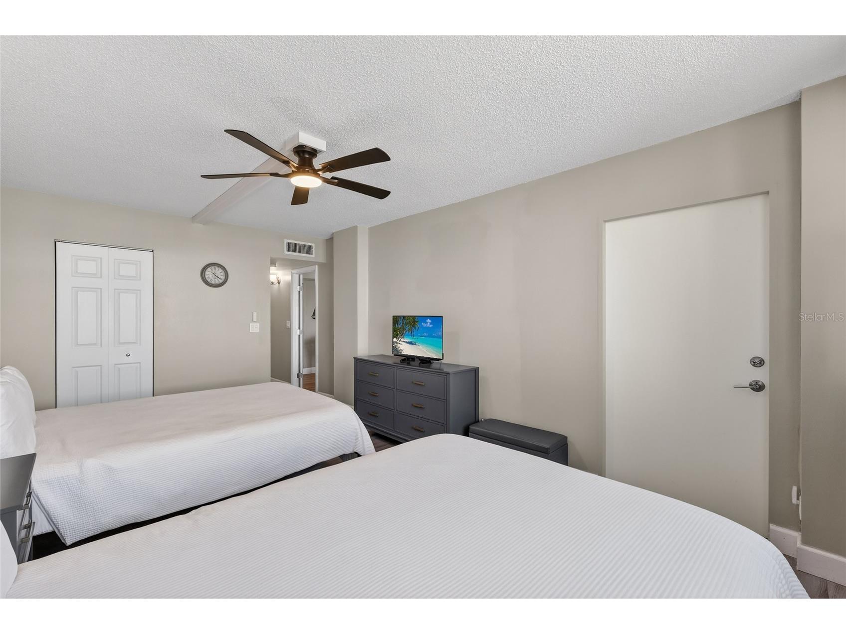 5855 Midnight Pass Road #408 Sarasota FL 34242 A4677365 image16