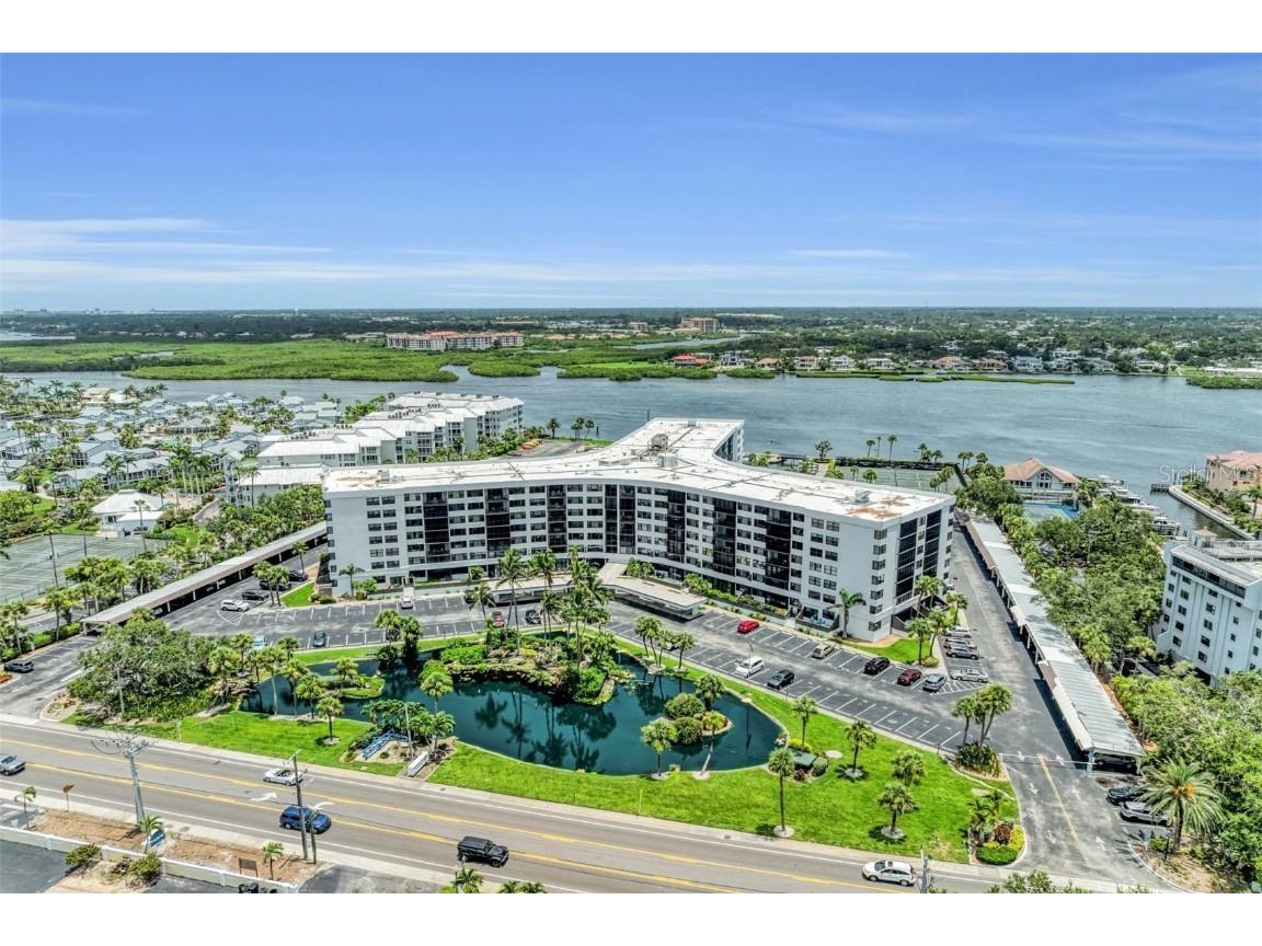5855 Midnight Pass Road #416 Sarasota FL 34242 - SARASOTA BAY /INTERCOASTAL A4657053 image2