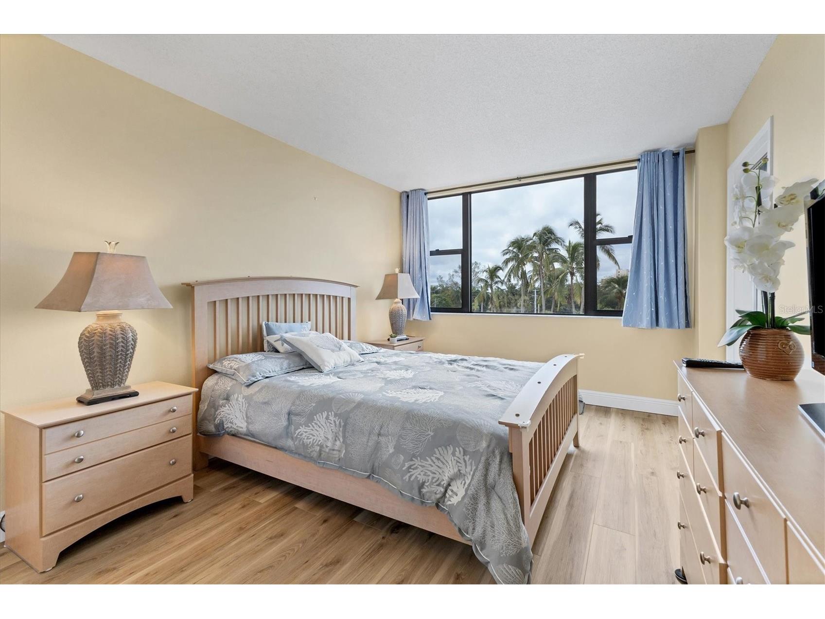 5855 Midnight Pass Road #420 Sarasota FL 34242 A4671788 image22