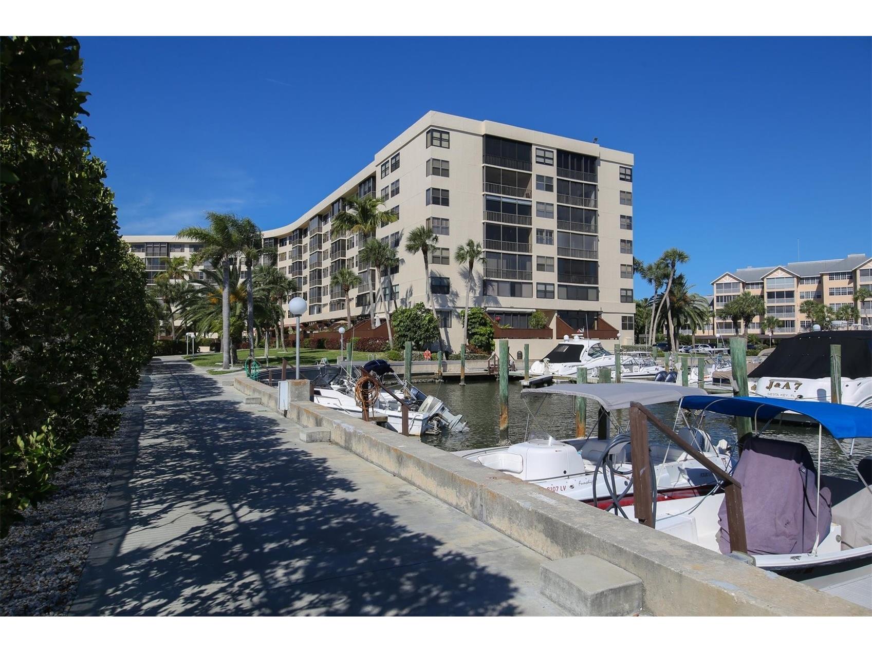 5855 Midnight Pass Road #420 Sarasota FL 34242 A4671788 image47