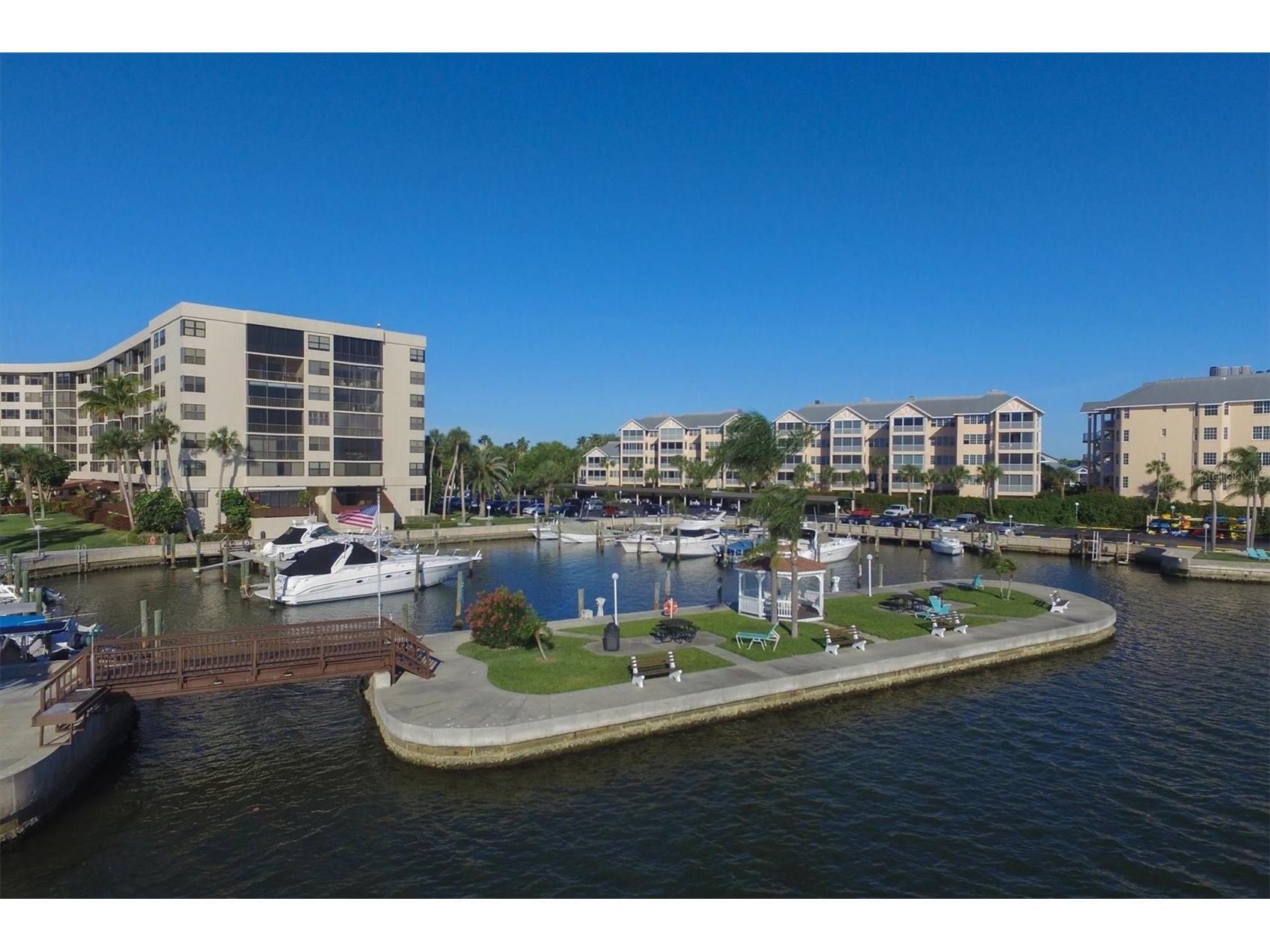 5855 Midnight Pass Road #420 Sarasota FL 34242 A4671788 image52
