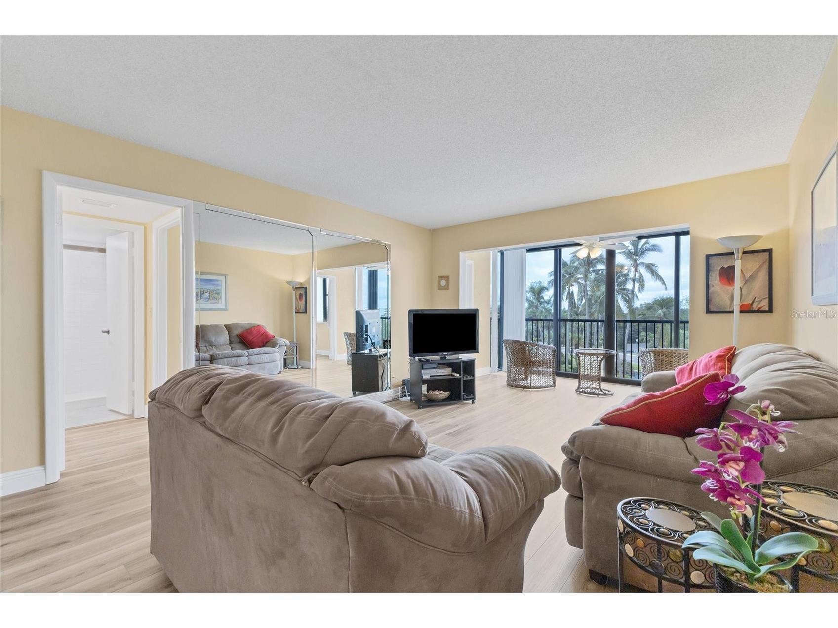 5855 Midnight Pass Road #420 Sarasota FL 34242 A4671788 image7