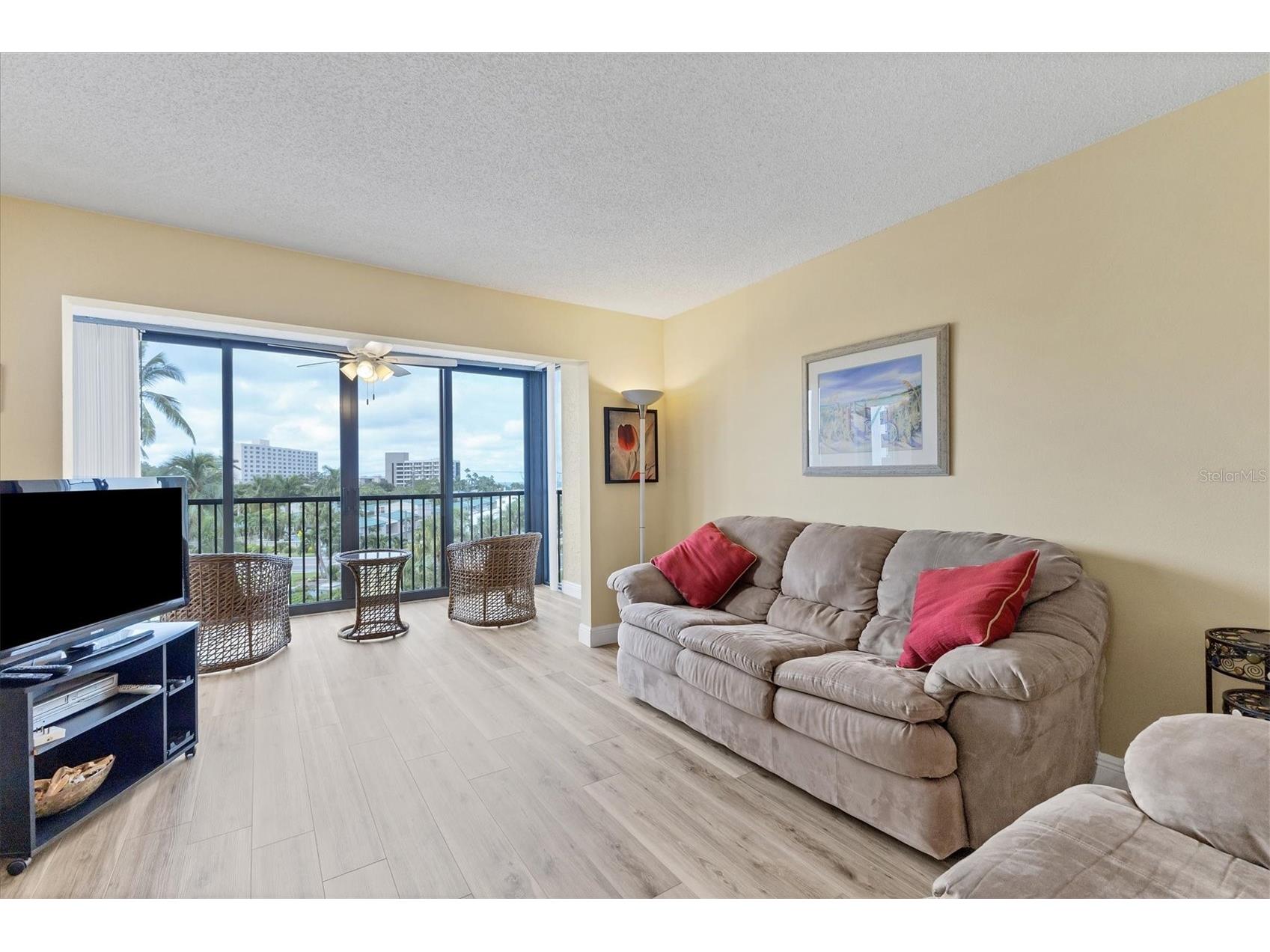 5855 Midnight Pass Road #420 Sarasota FL 34242 A4671788 image8