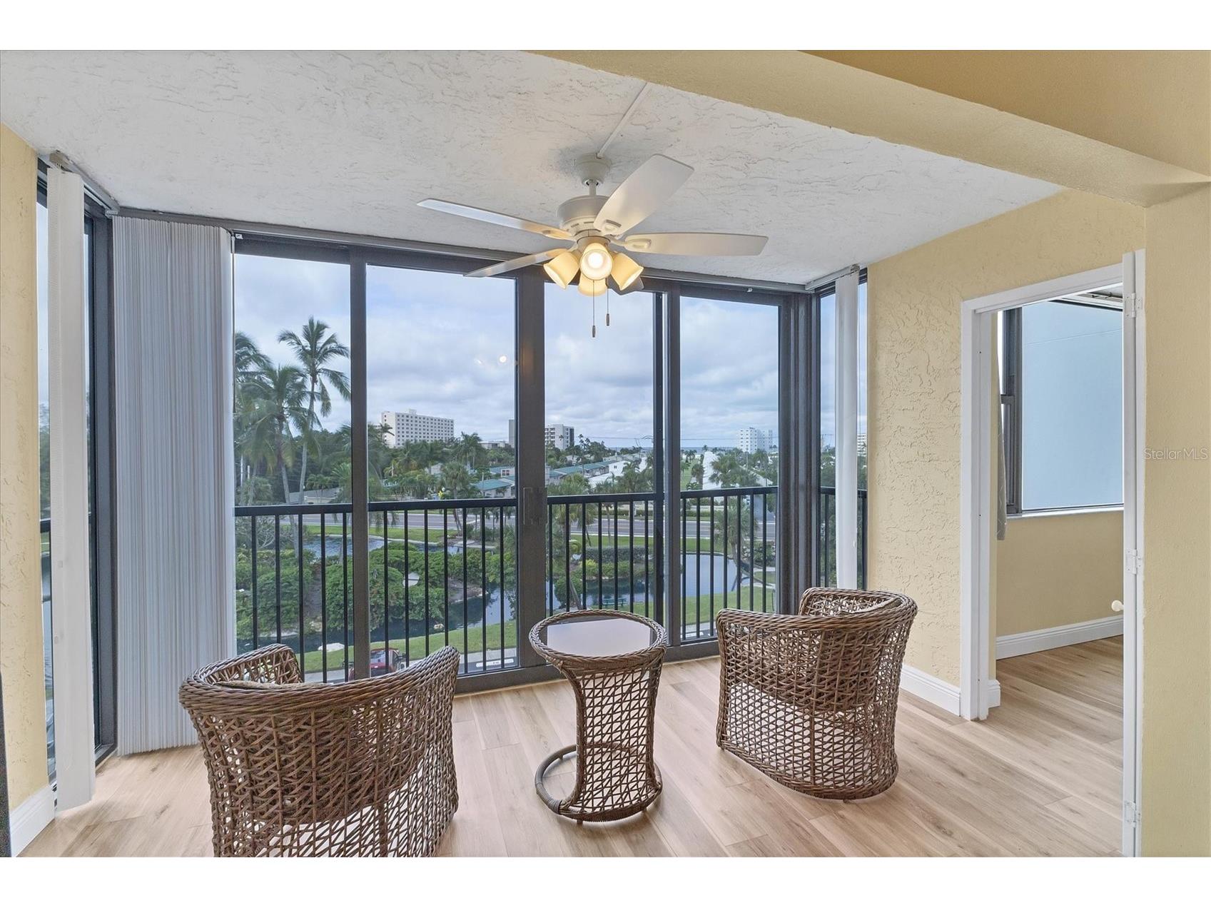 5855 Midnight Pass Road #420 Sarasota FL 34242 A4671788 image9