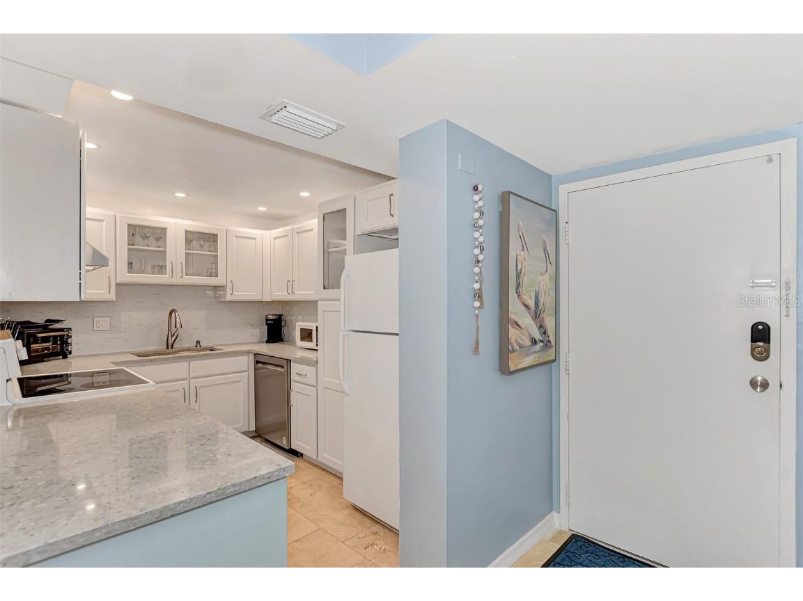 5855 Midnight Pass Road #426 Sarasota FL 34242 A4581930 image12