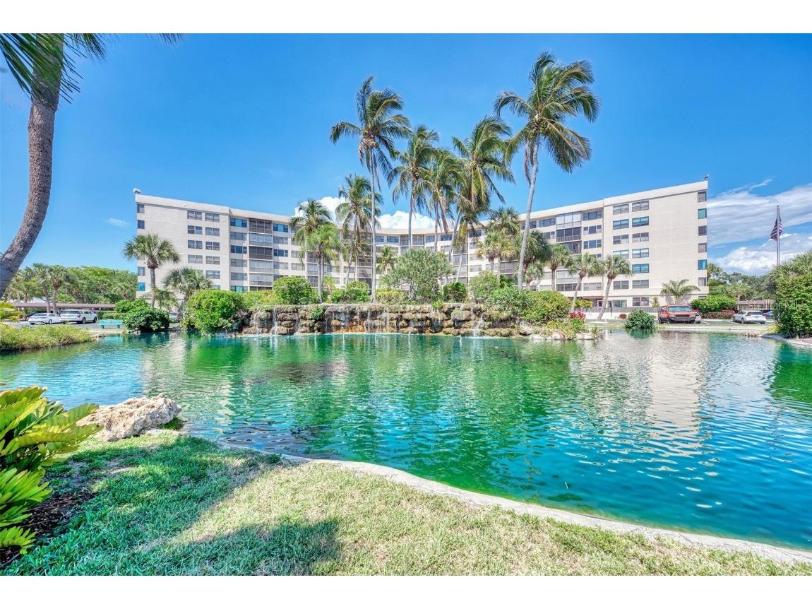 5855 Midnight Pass Road #426 Sarasota FL 34242 A4581930 image3