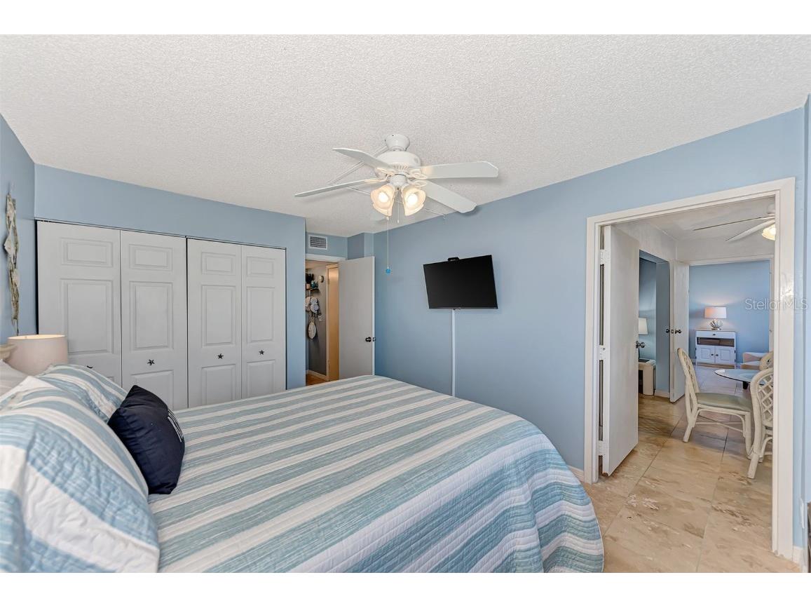 5855 Midnight Pass Road #426 Sarasota FL 34242 A4581930 image36