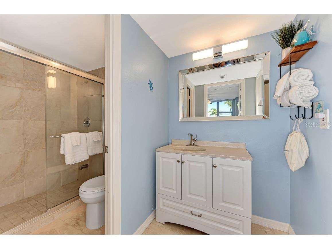 5855 Midnight Pass Road #426 Sarasota FL 34242 A4581930 image37