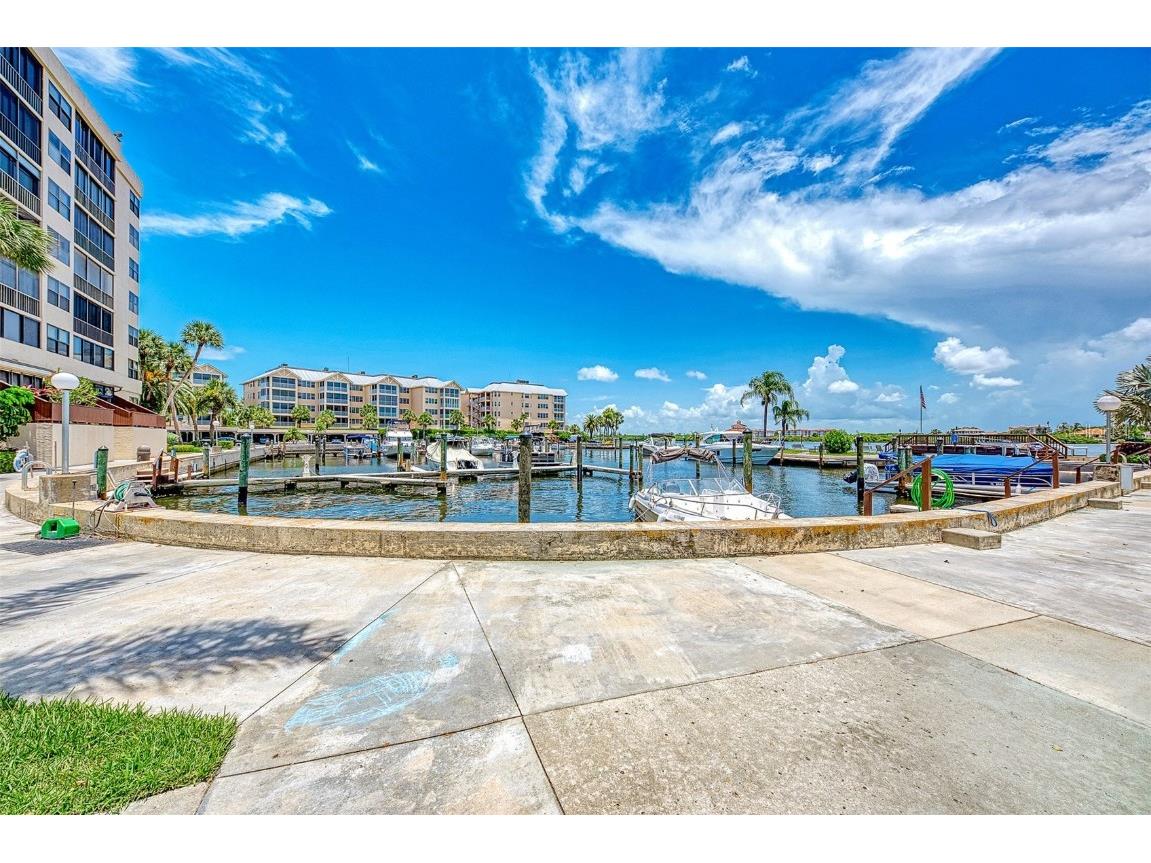 5855 Midnight Pass Road #426 Sarasota FL 34242 A4581930 image50