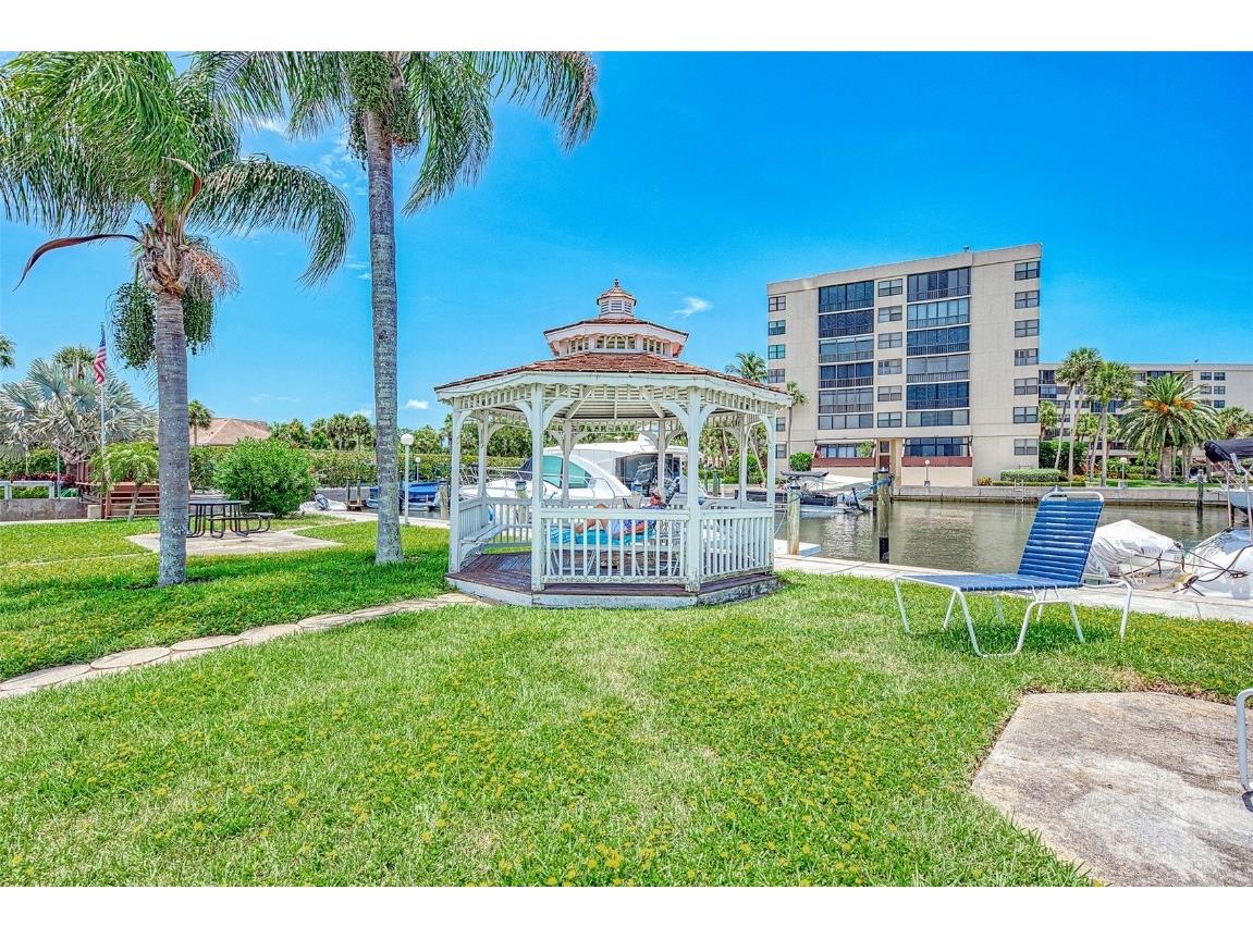 5855 Midnight Pass Road #426 Sarasota FL 34242 A4581930 image54