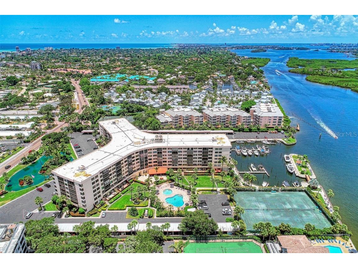 5855 Midnight Pass Road #426 Sarasota FL 34242 A4581930 image56