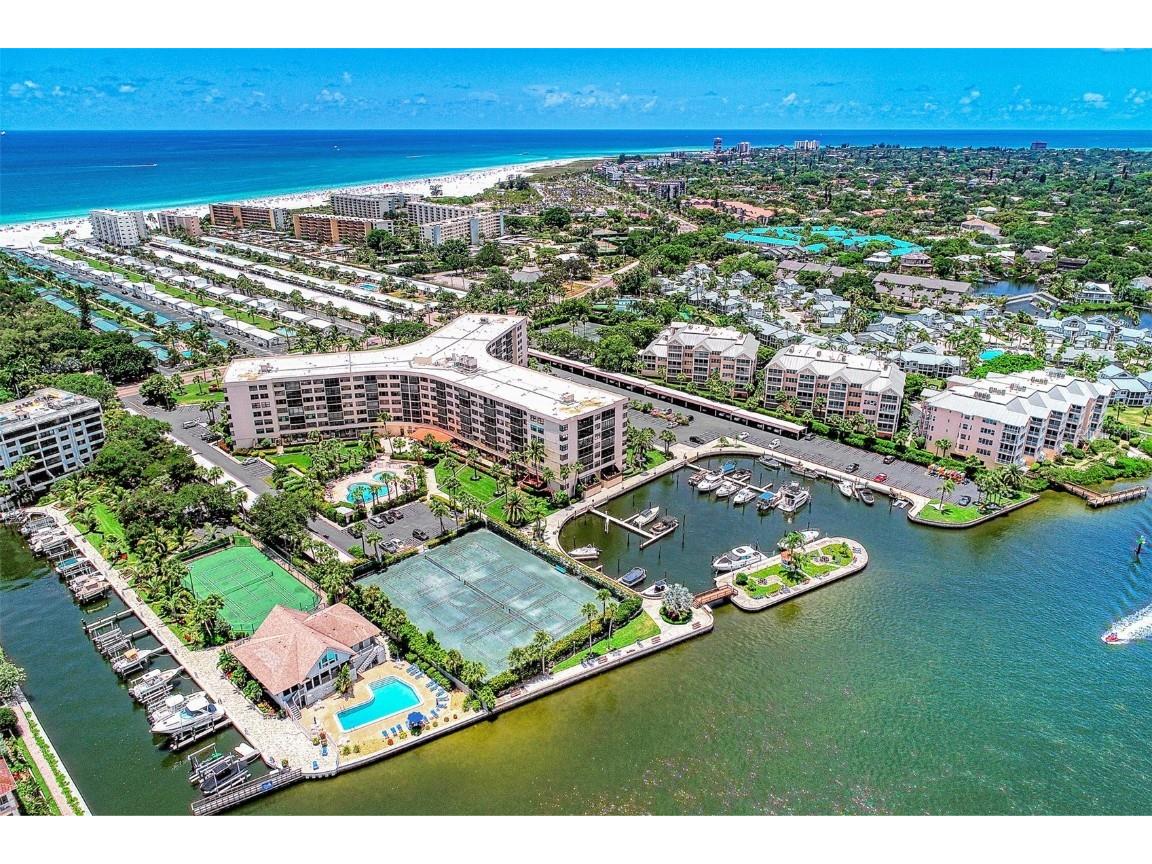 5855 Midnight Pass Road #426 Sarasota FL 34242 A4581930 image57