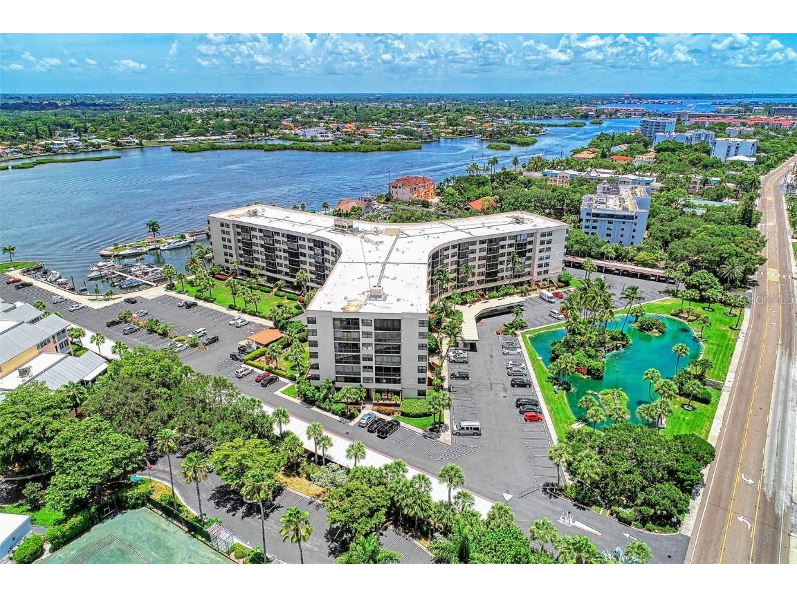 5855 Midnight Pass Road #426 Sarasota FL 34242 A4581930 image64