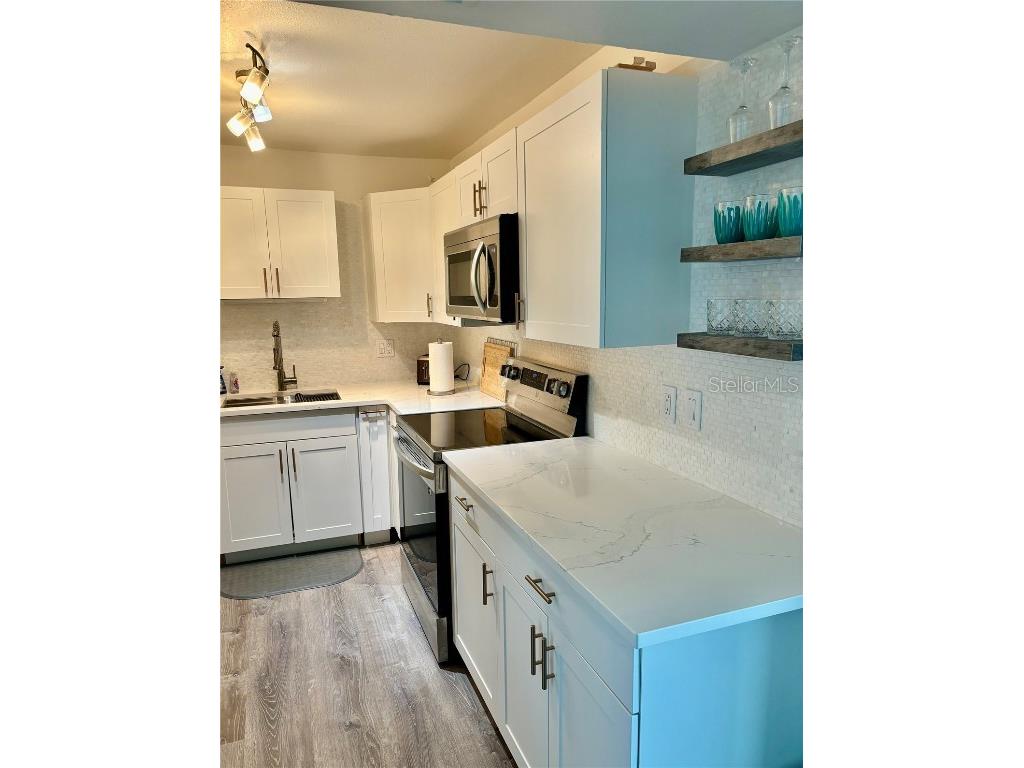 5855 Midnight Pass Road #621 Sarasota FL 34242 A4652678 image7