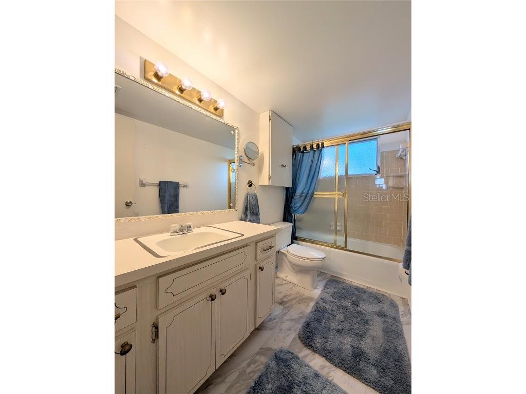 5855 Palm Lane #B21 Bradenton FL 34207 A4666850 image12