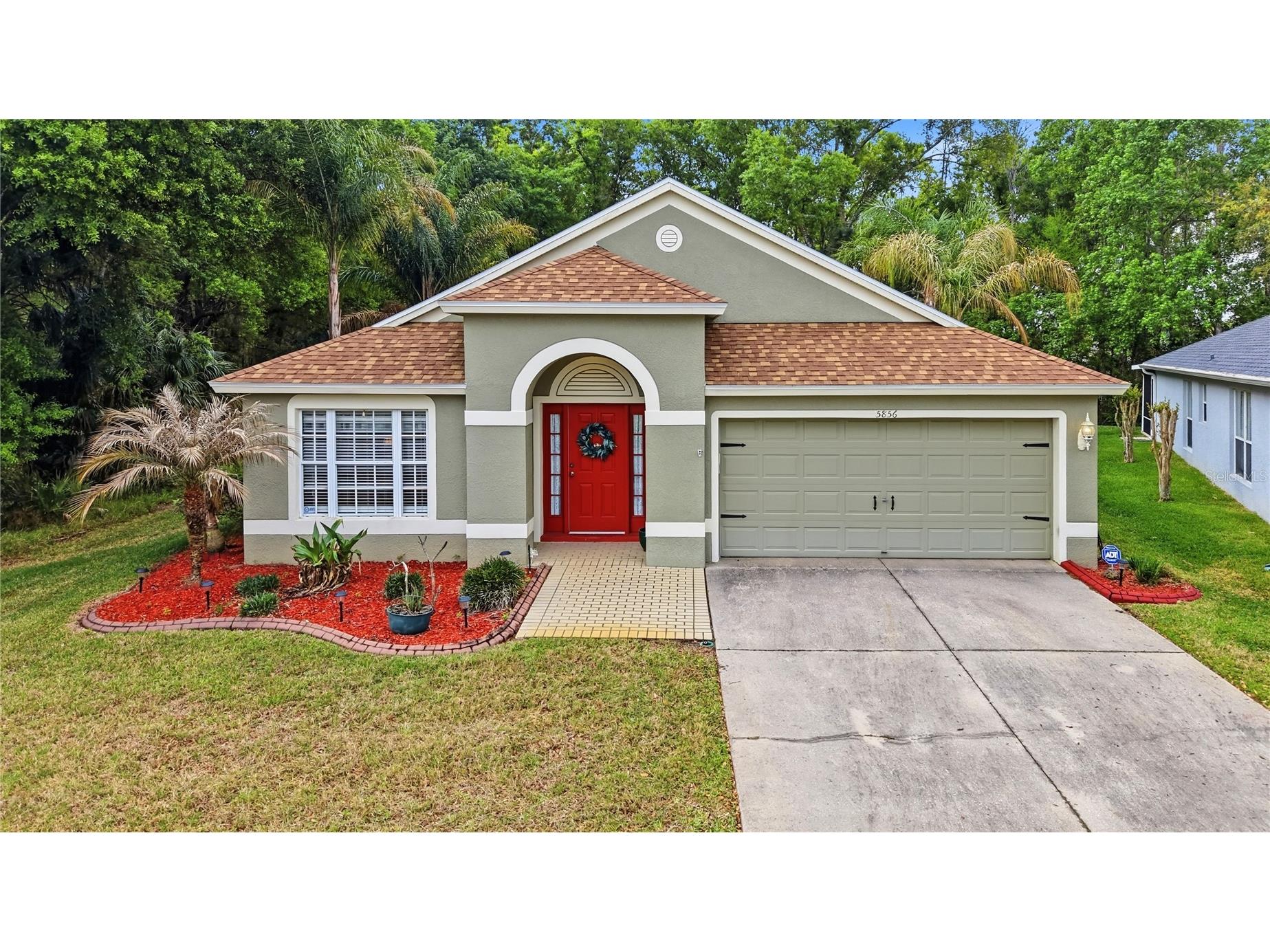 5856 Count Turf Lane Wesley Chapel FL 33544 TB8489884 image1