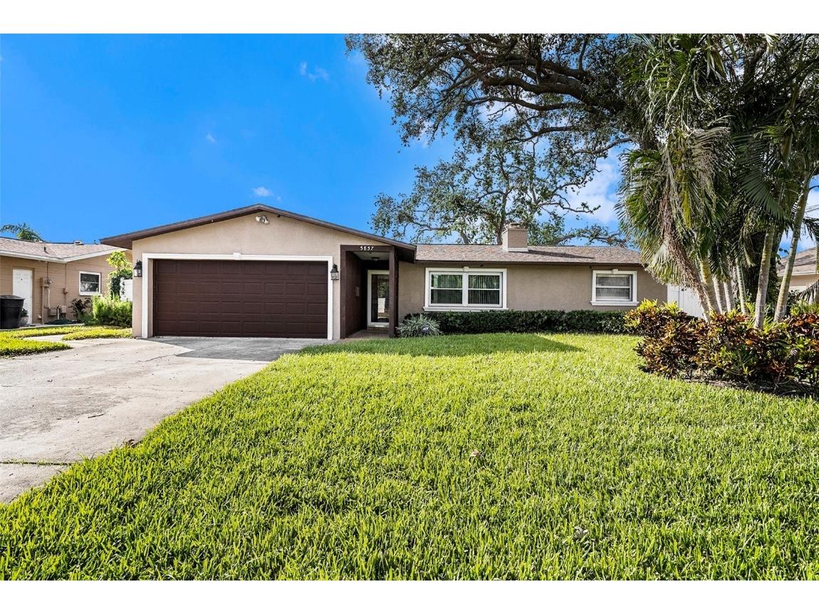 5857 25th Street S Saint Petersburg FL 33712 TB8327796 image1