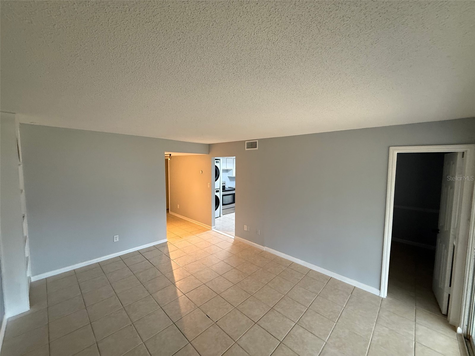 586 Bahia Circle #B Ocala FL 34472 OM729065 image6