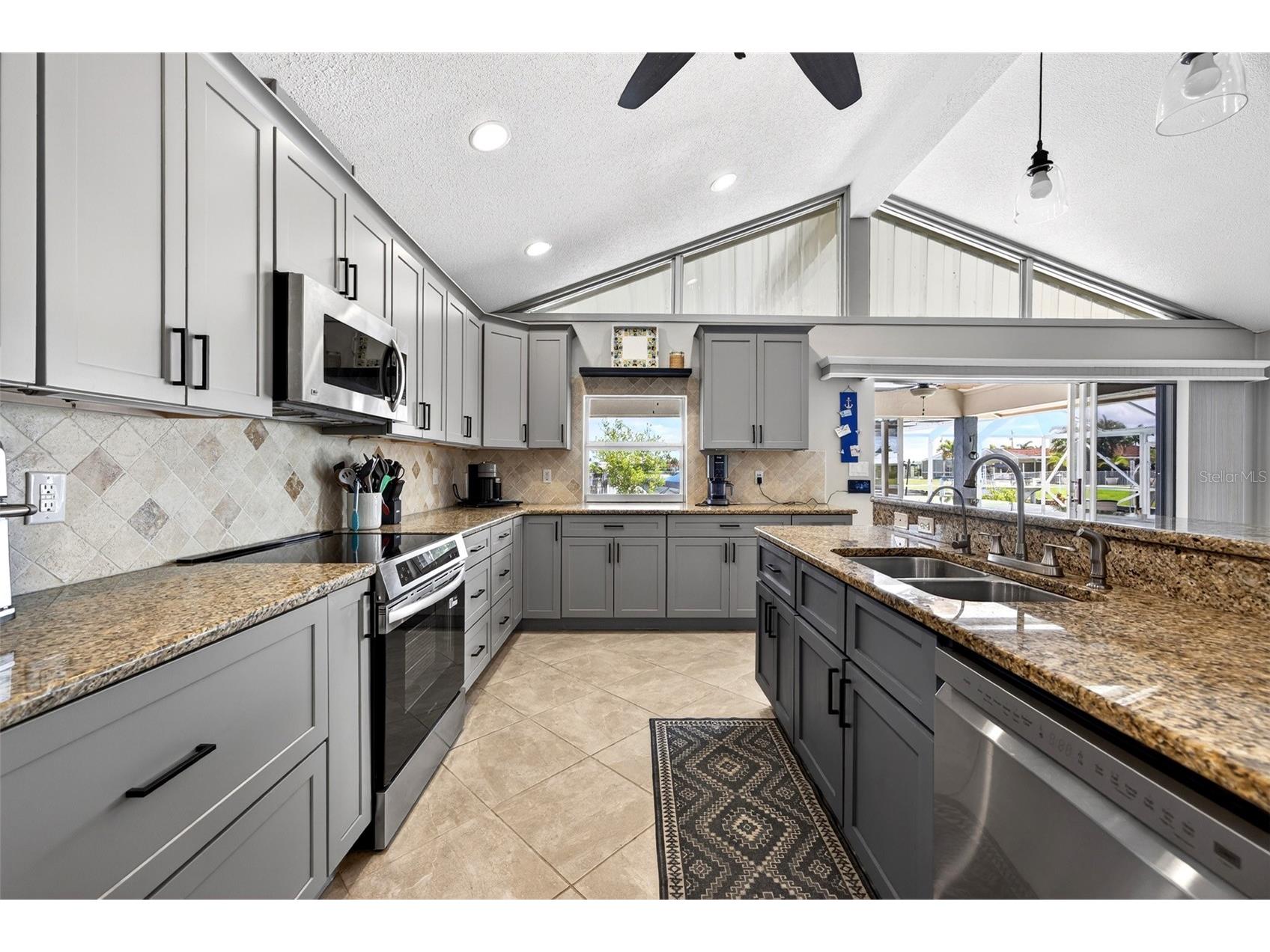 586 Bal Harbor Boulevard Punta Gorda FL 33950 C7525856 image17
